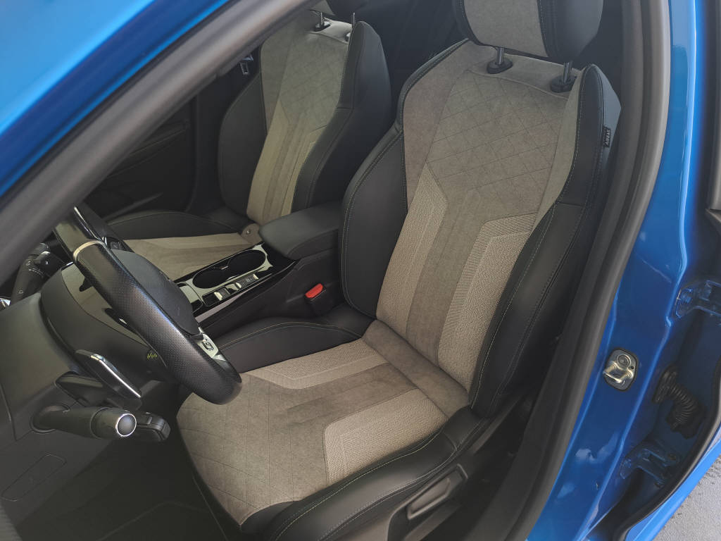 PEUGEOT 208 1.2 turbo 130cv GT + Toit vitré-image-8