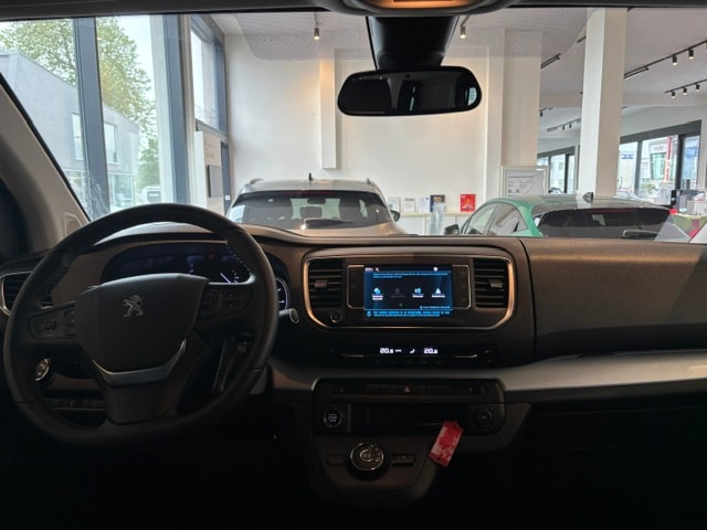 PEUGEOT PANAMA URBAN U11+ TRAVELLER 180CV EAT8-image-16