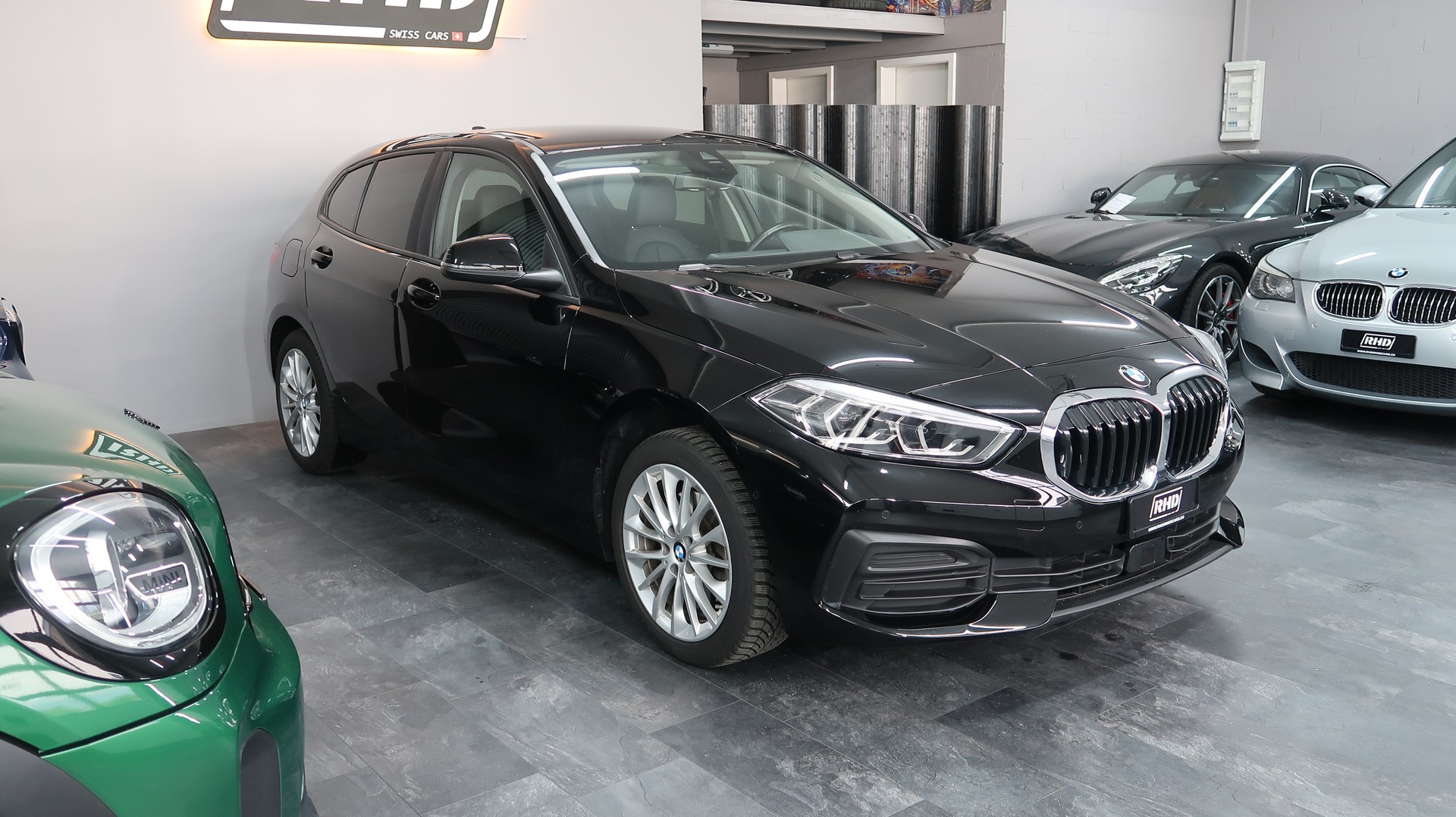 BMW 118i Steptronic / BMW GARANTIE-image-6