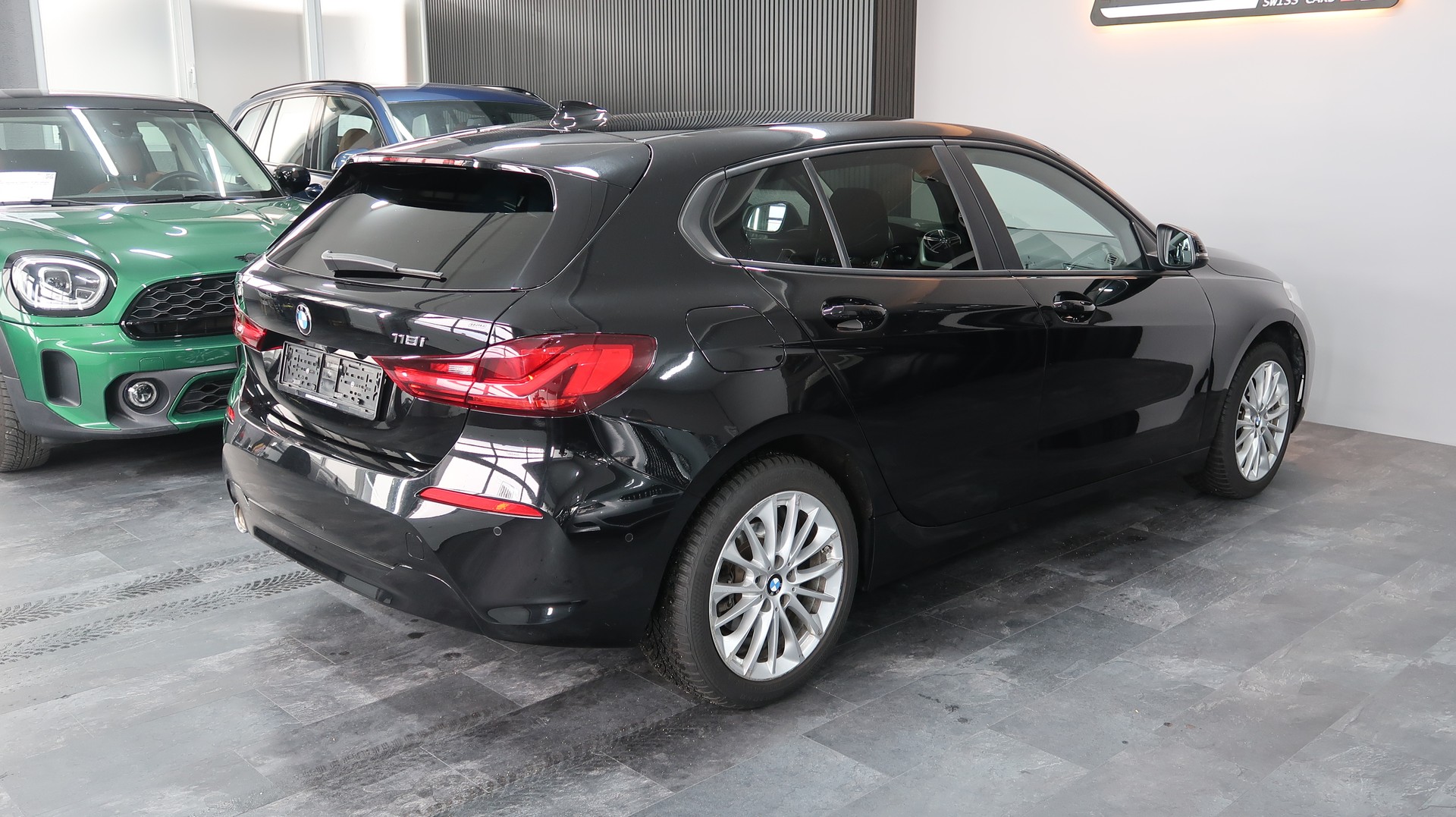 BMW 118i Steptronic / BMW GARANTIE-image-7