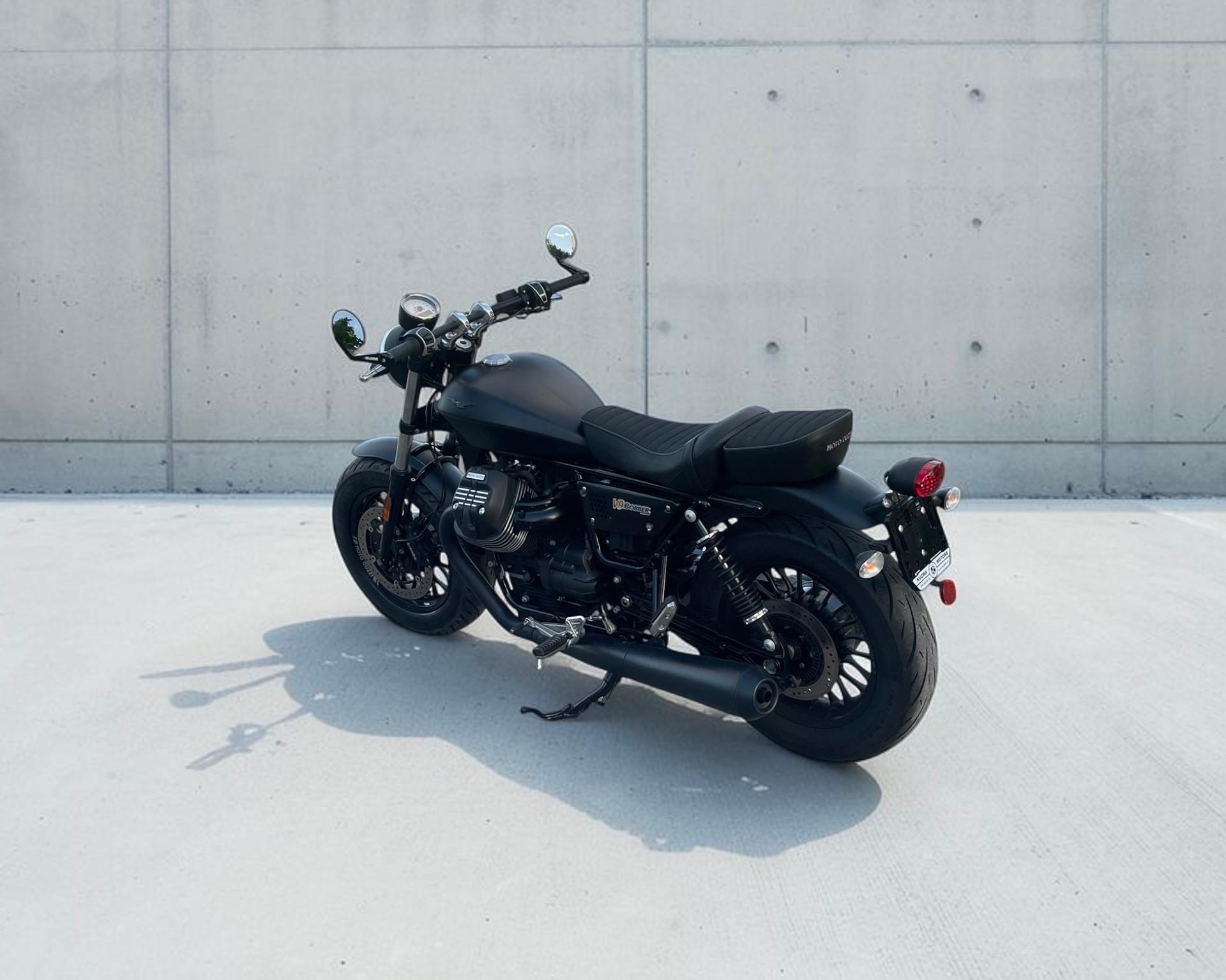 MOTO GUZZI V9 Bobber 850 ABS-image-4