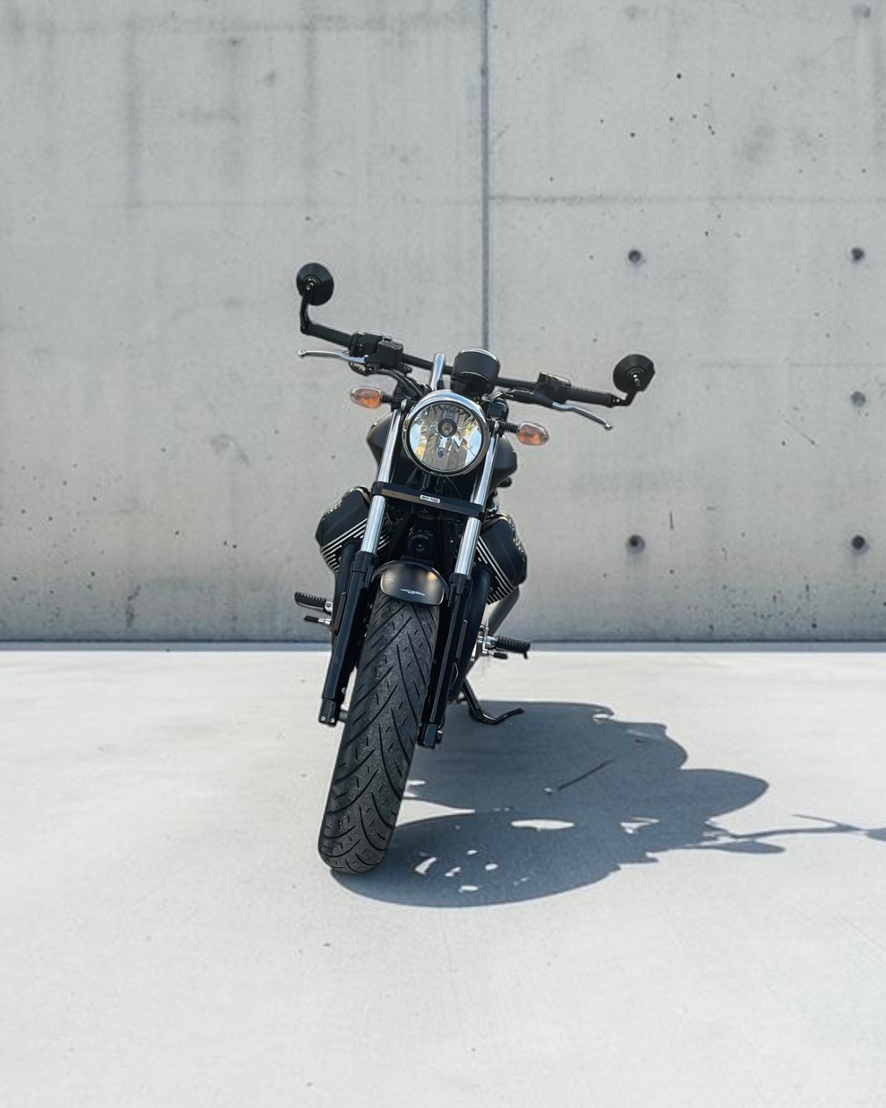 MOTO GUZZI V9 Bobber 850 ABS-image-11