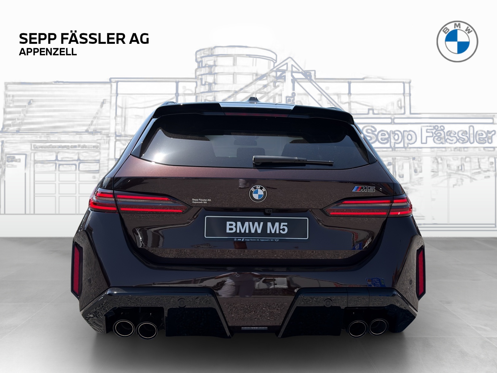 BMW M5 xDrive Touring-showroom-element-3