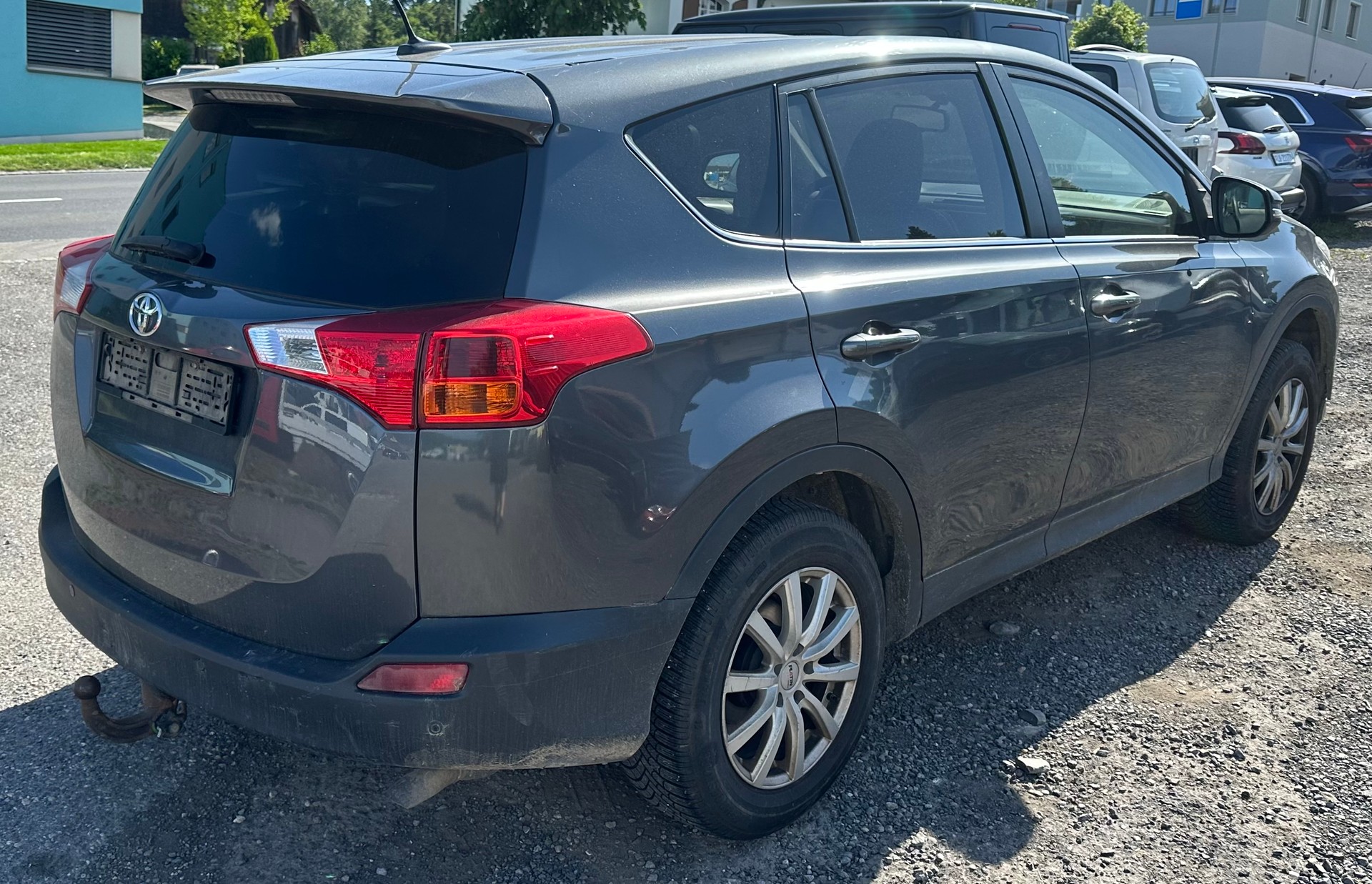 TOYOTA RAV-4 2.2D-CAT Sol Premium AT-image-8