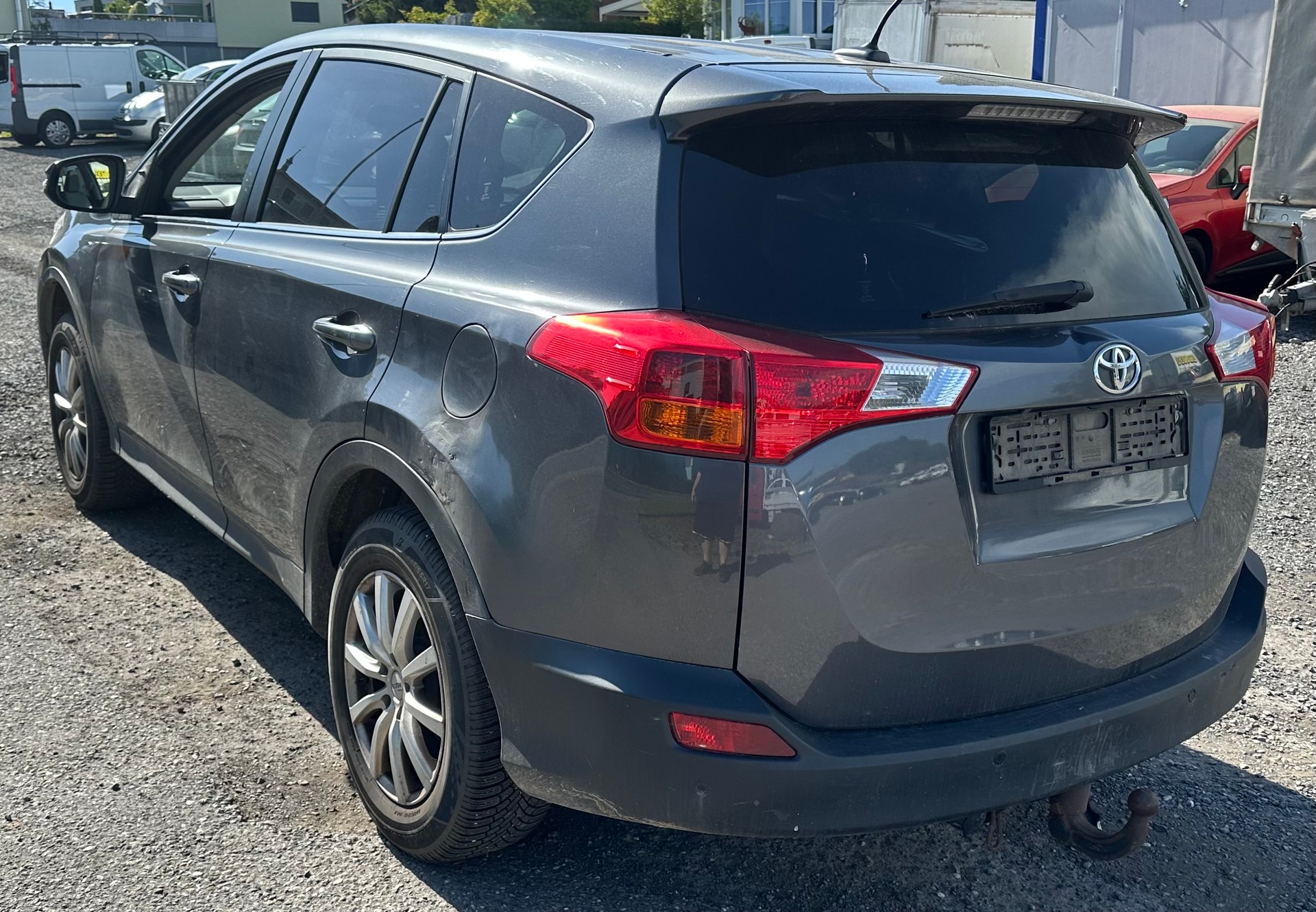TOYOTA RAV-4 2.2D-CAT Sol Premium AT-image-9