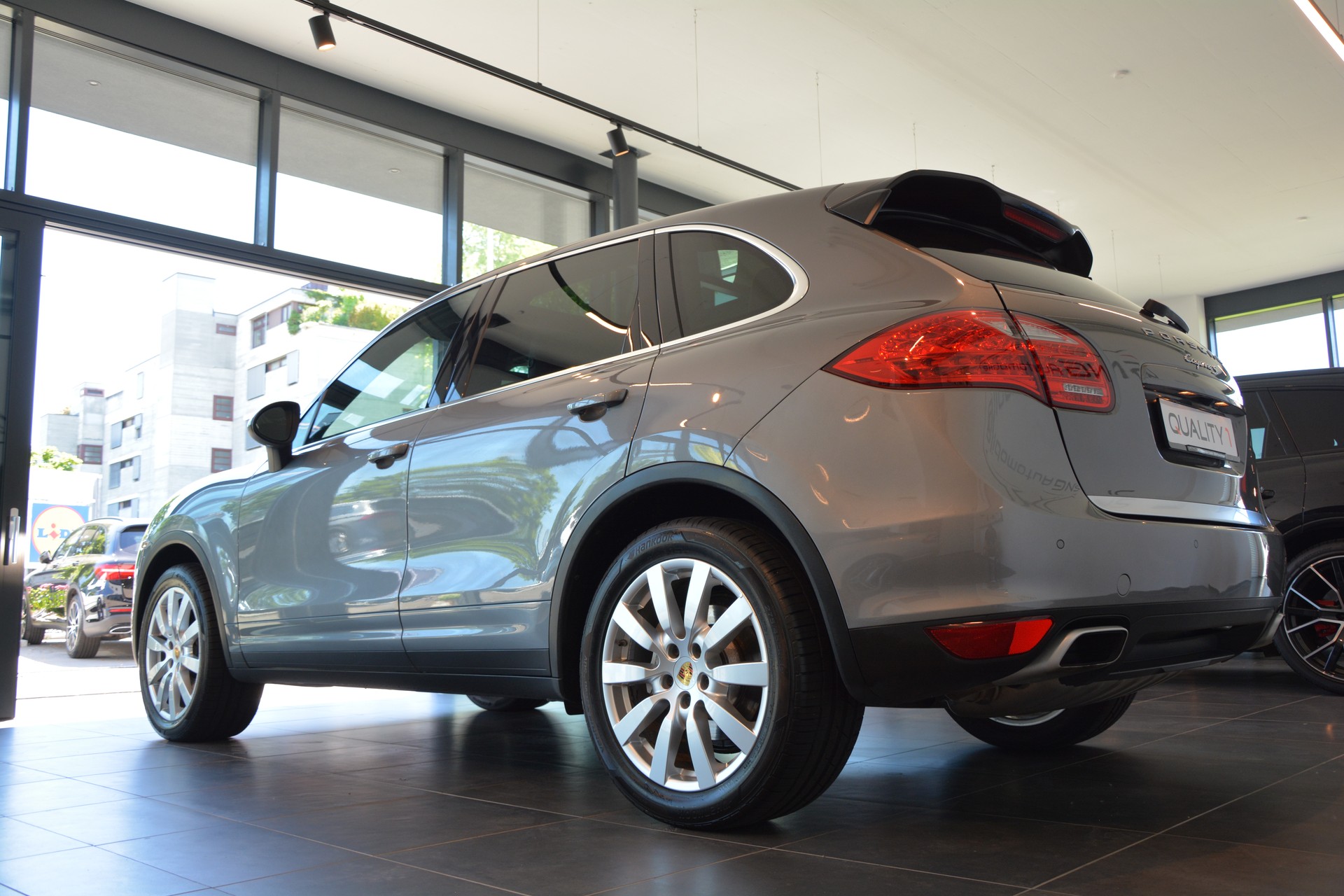 PORSCHE Cayenne S Diesel-image-20