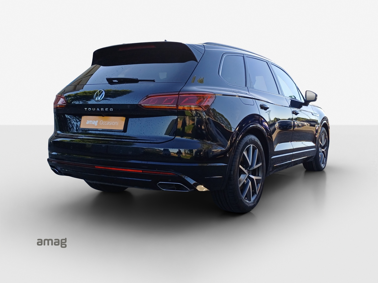 VW Touareg 3.0 TDI R Line Tiptronic-image-4
