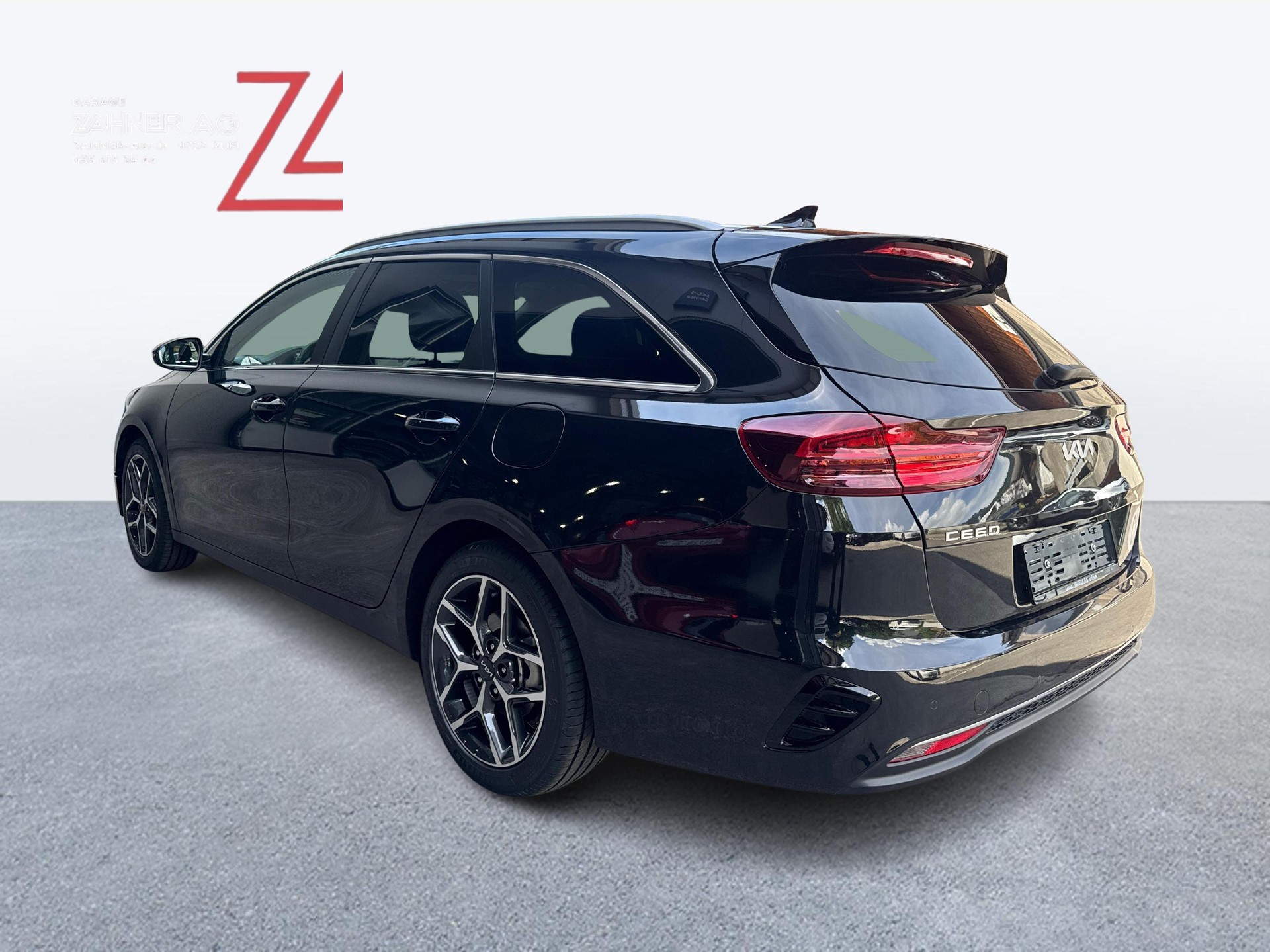 KIA Ceed SW 1.5 T-GDi Power-image-2