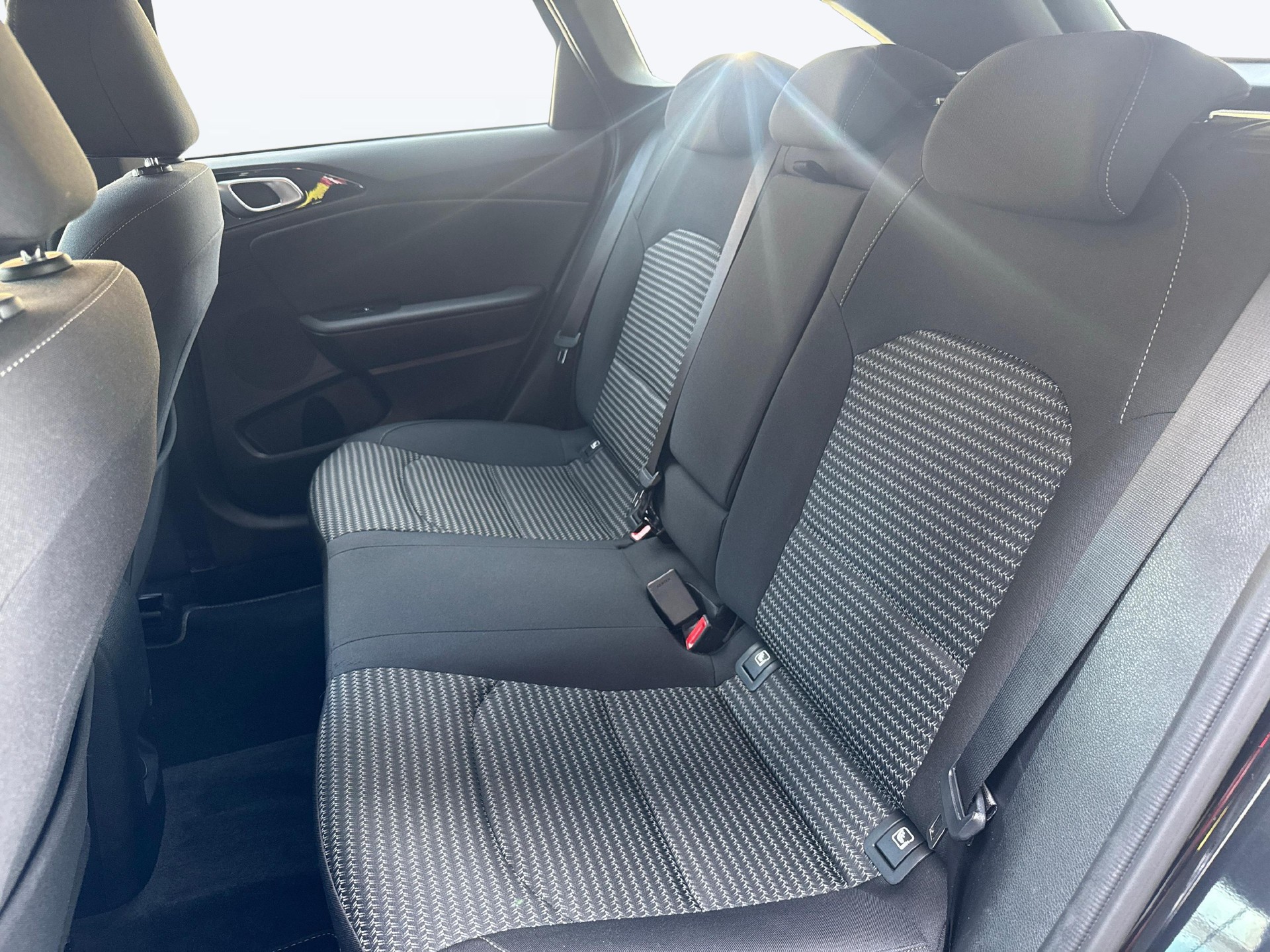 KIA Ceed SW 1.5 T-GDi Power-image-10