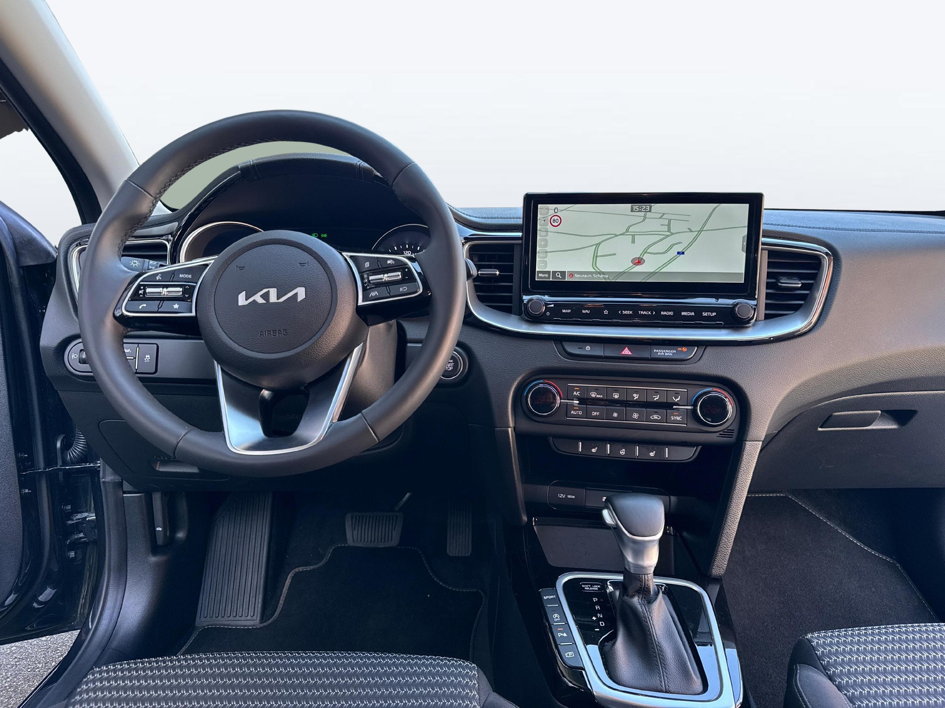 KIA Ceed SW 1.5 T-GDi Power-image-8