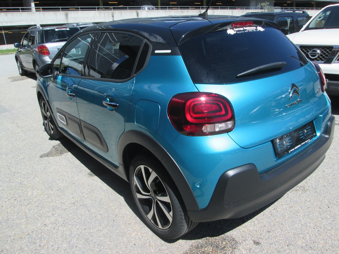 CITROEN C3 1.2i PureTech Swiss Edition EAT6-image-1