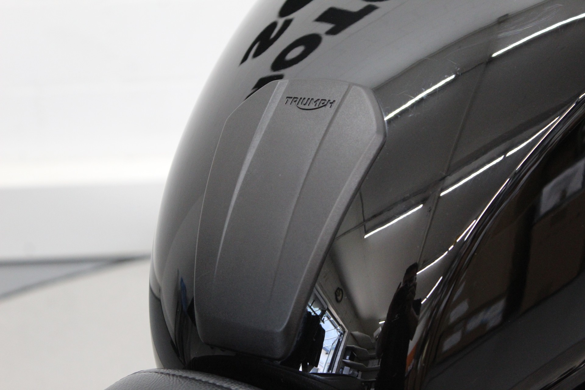 TRIUMPH Speed Twin 1200-image-9