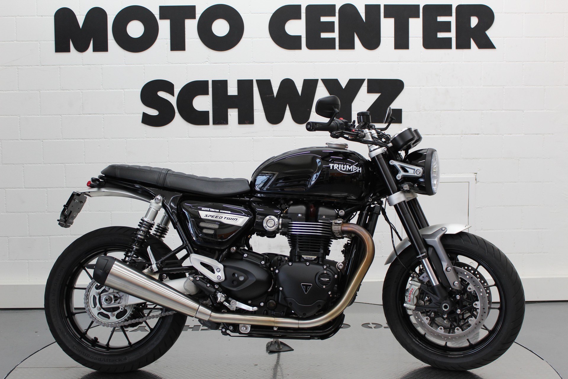 TRIUMPH Speed Twin 1200-image-0