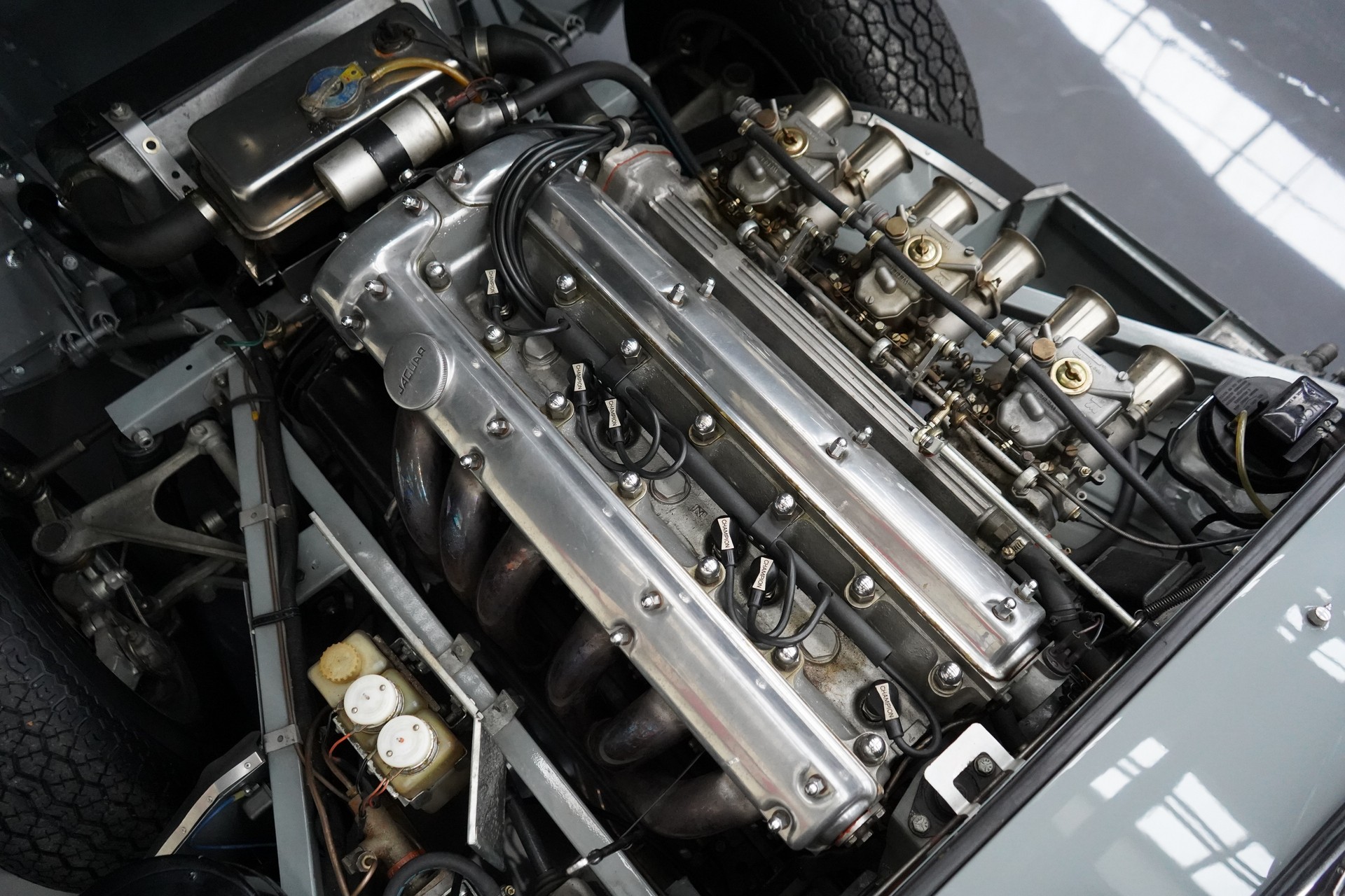JAGUAR E-Type Serie 1 3.8 Coupé-image-8
