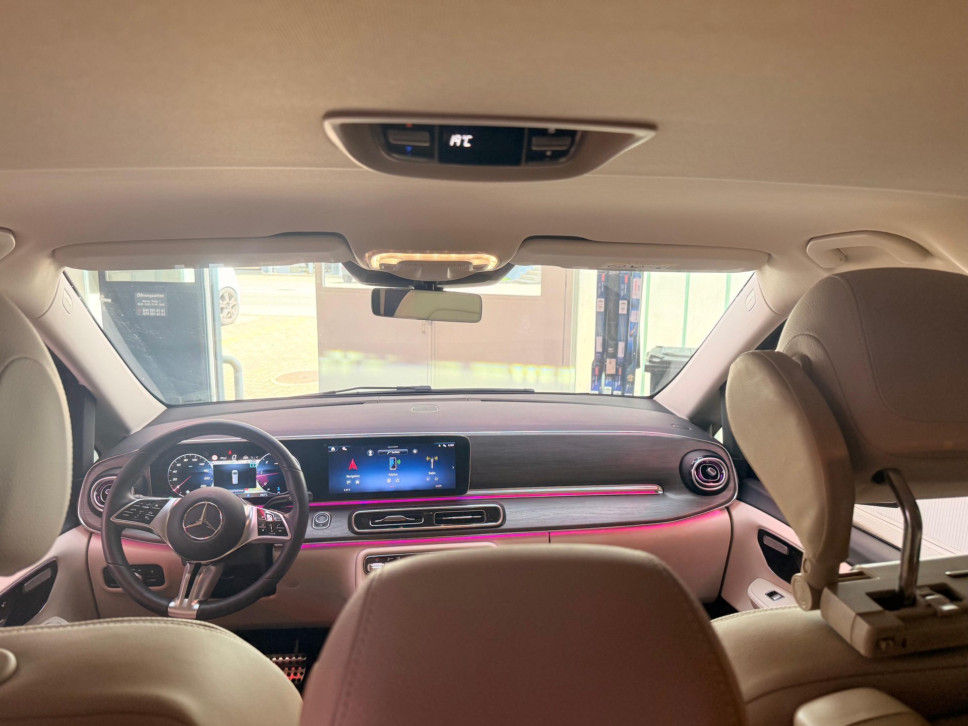 MERCEDES-BENZ V 300 d extralang Swiss Edition 4Matic 9G-Tronic-image-8