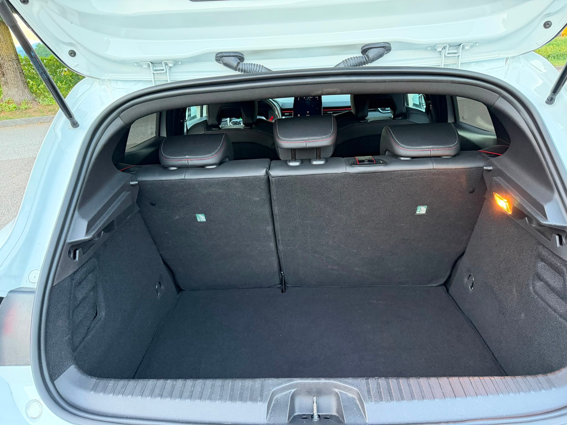 RENAULT Clio 1.6 E-Tech R.S.LINE-image-14