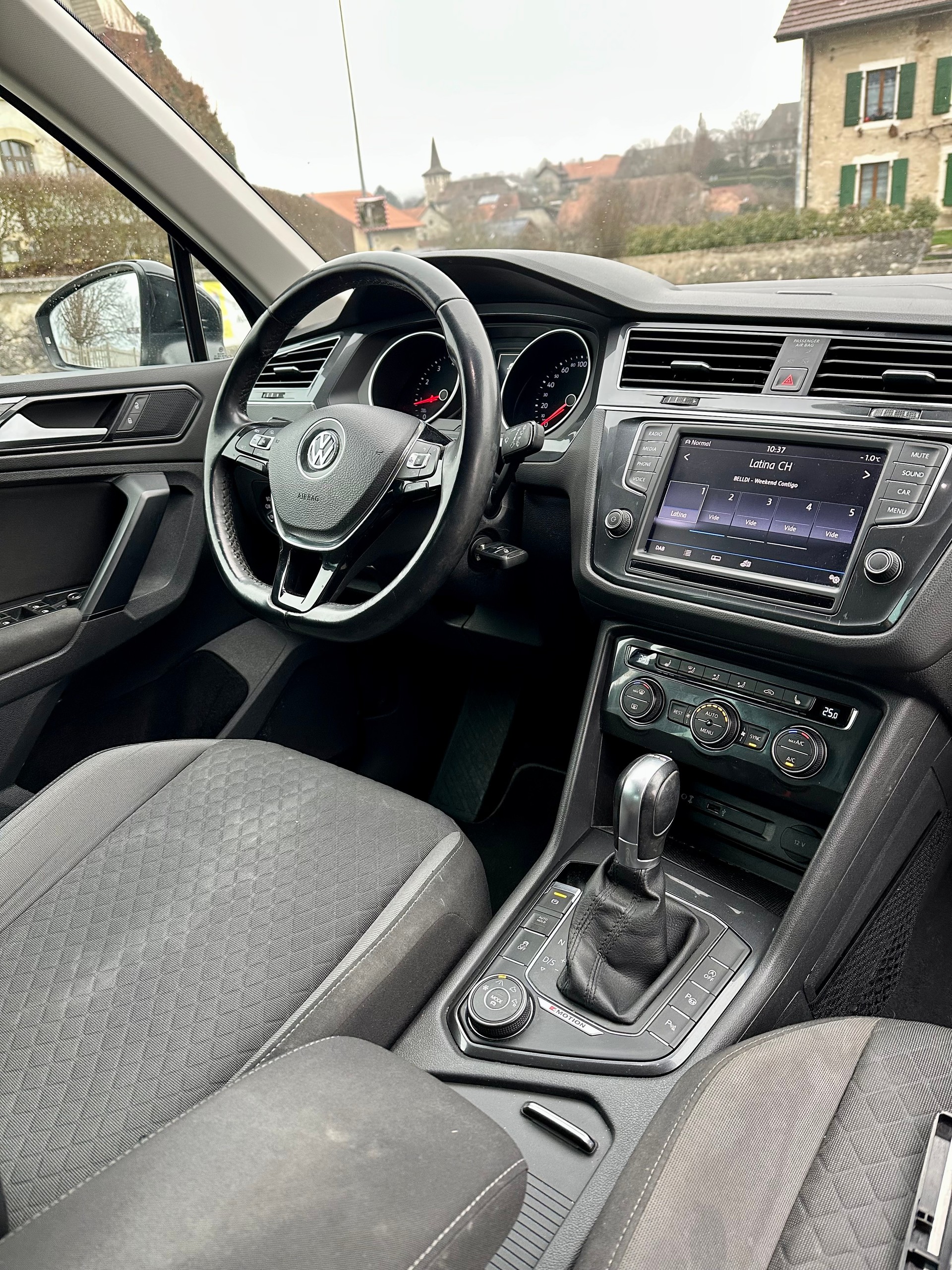 VW Tiguan 2.0TSI Comfortline 4Motion DSG-image-9