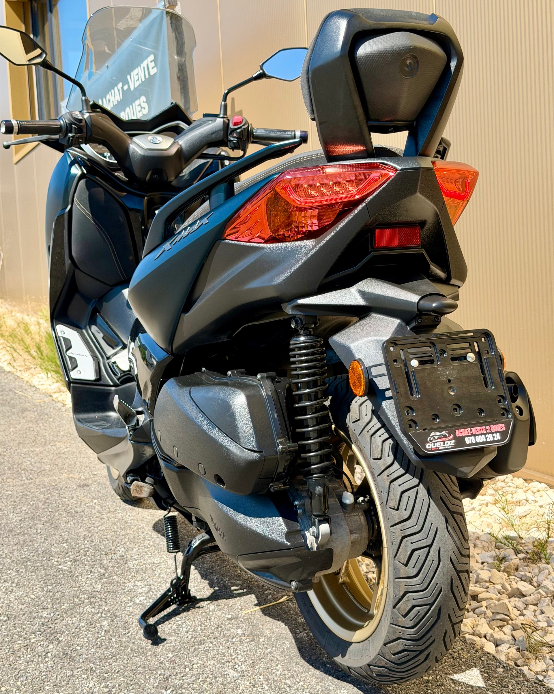 YAMAHA X-Max 300 Tech Max-image-12
