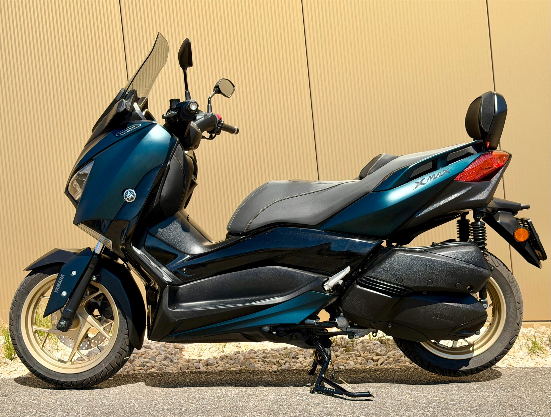 YAMAHA X-Max 300 Tech Max-image-10