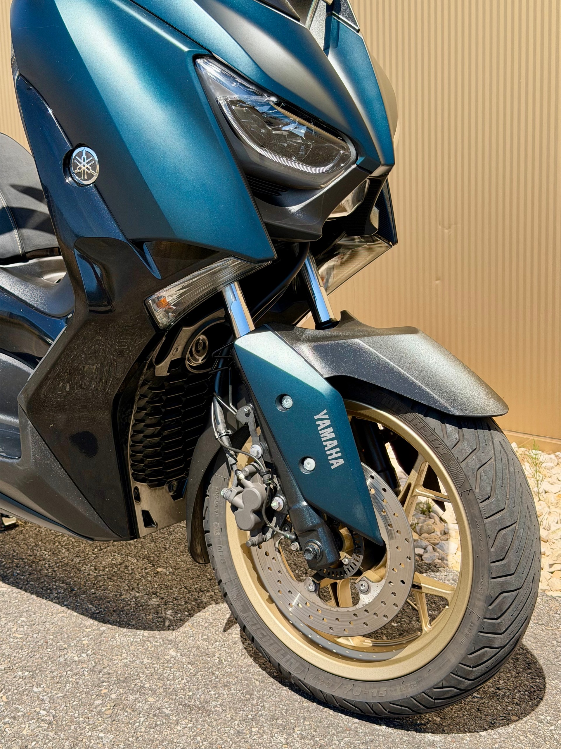 YAMAHA X-Max 300 Tech Max-image-2