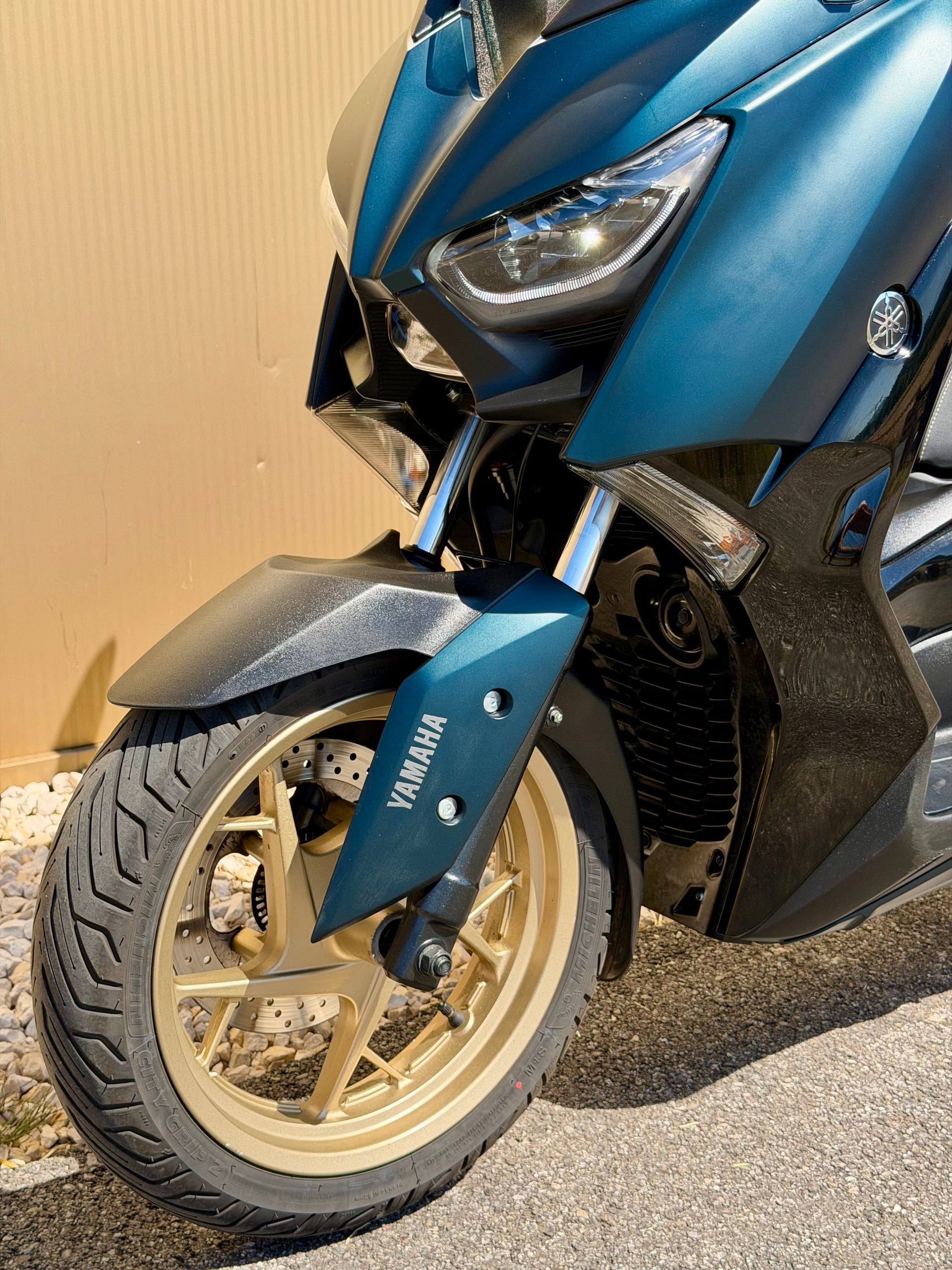 YAMAHA X-Max 300 Tech Max-image-8