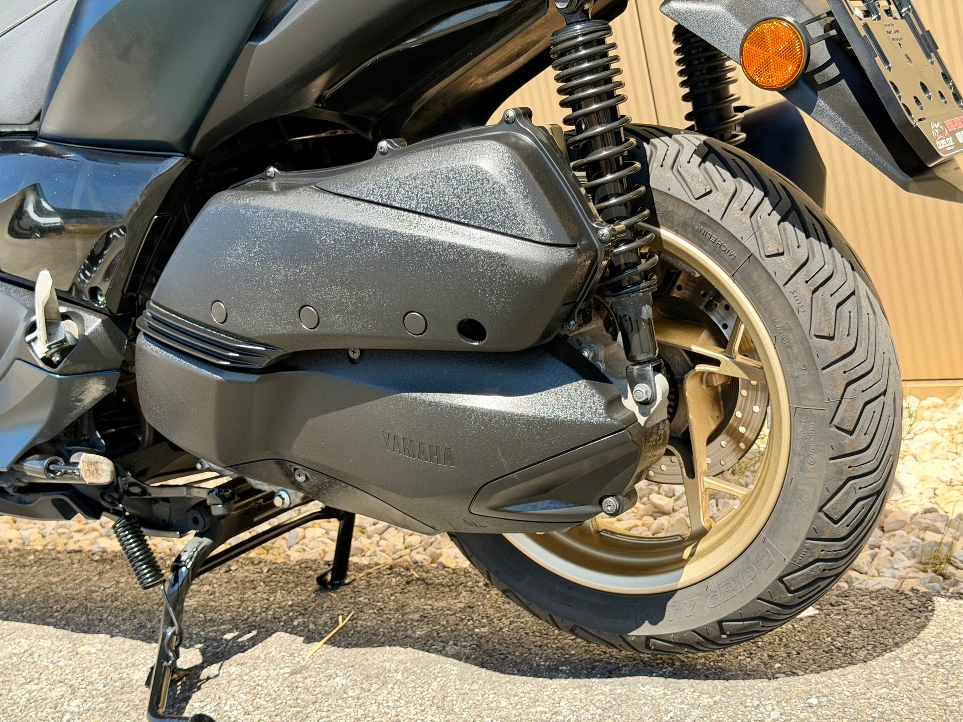 YAMAHA X-Max 300 Tech Max-image-13