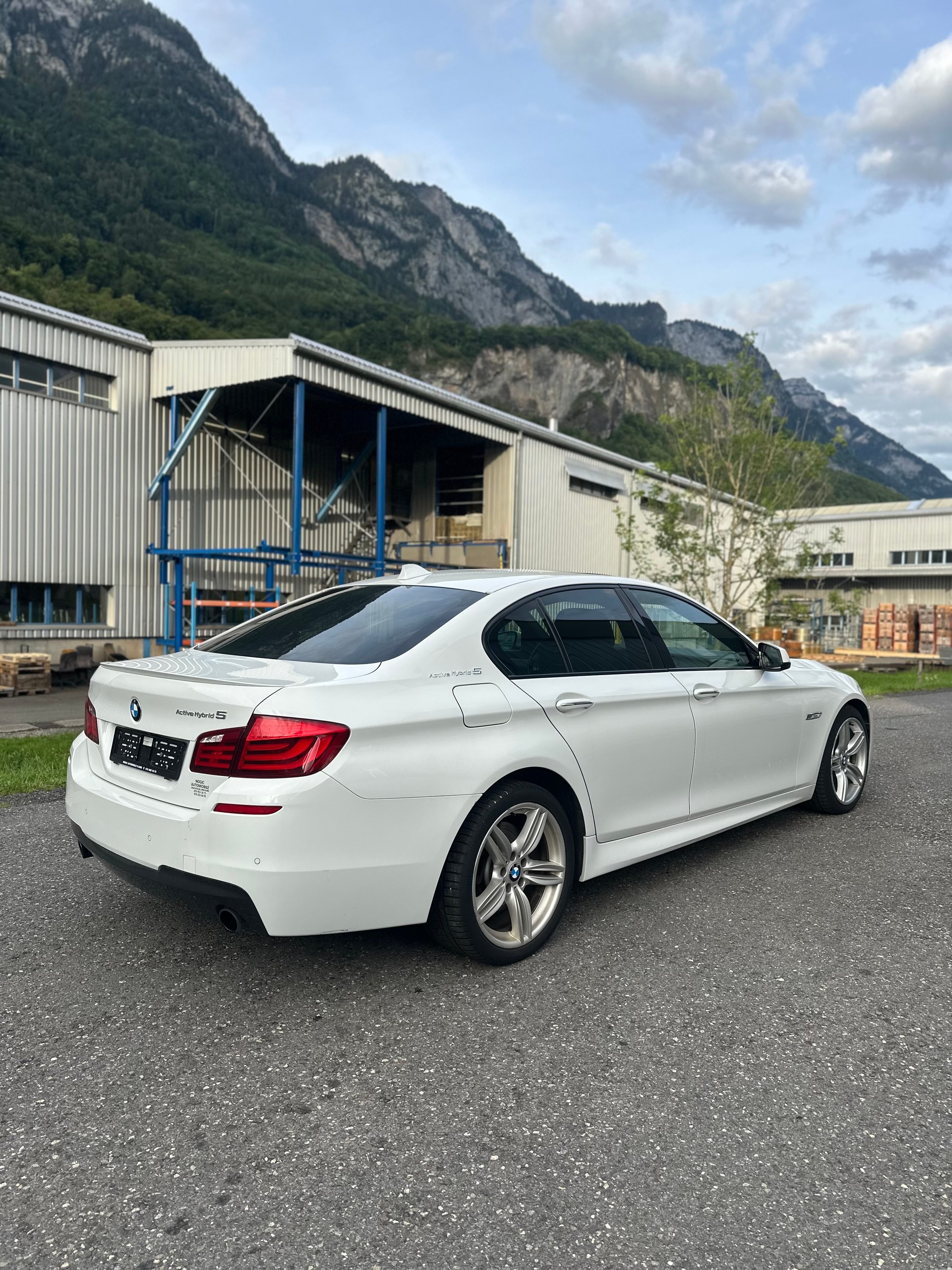 BMW 535i ActiveHybrid 5 Steptronic-image-18