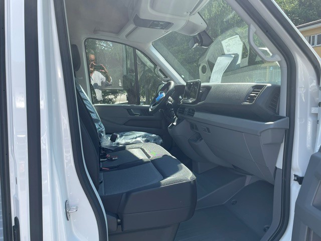 VW Crafter 35 2.0 TDI L4 HD-image-8