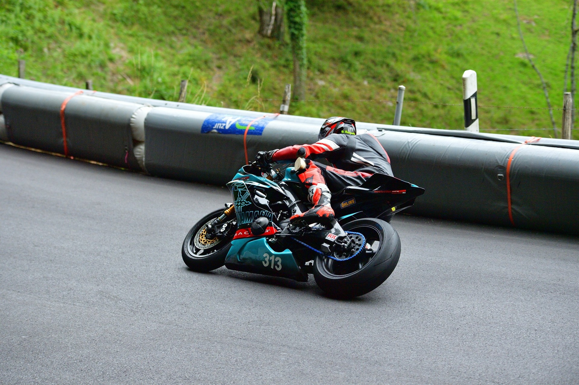YAMAHA YZF-R6-image-1