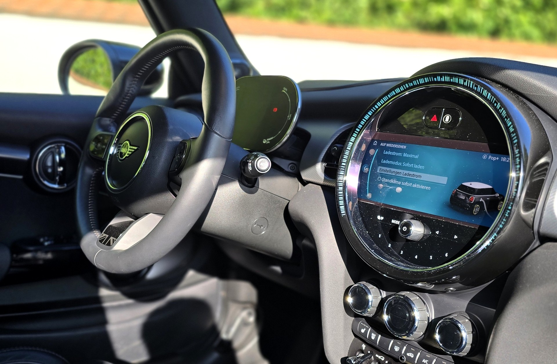 MINI Cooper SE-image-13