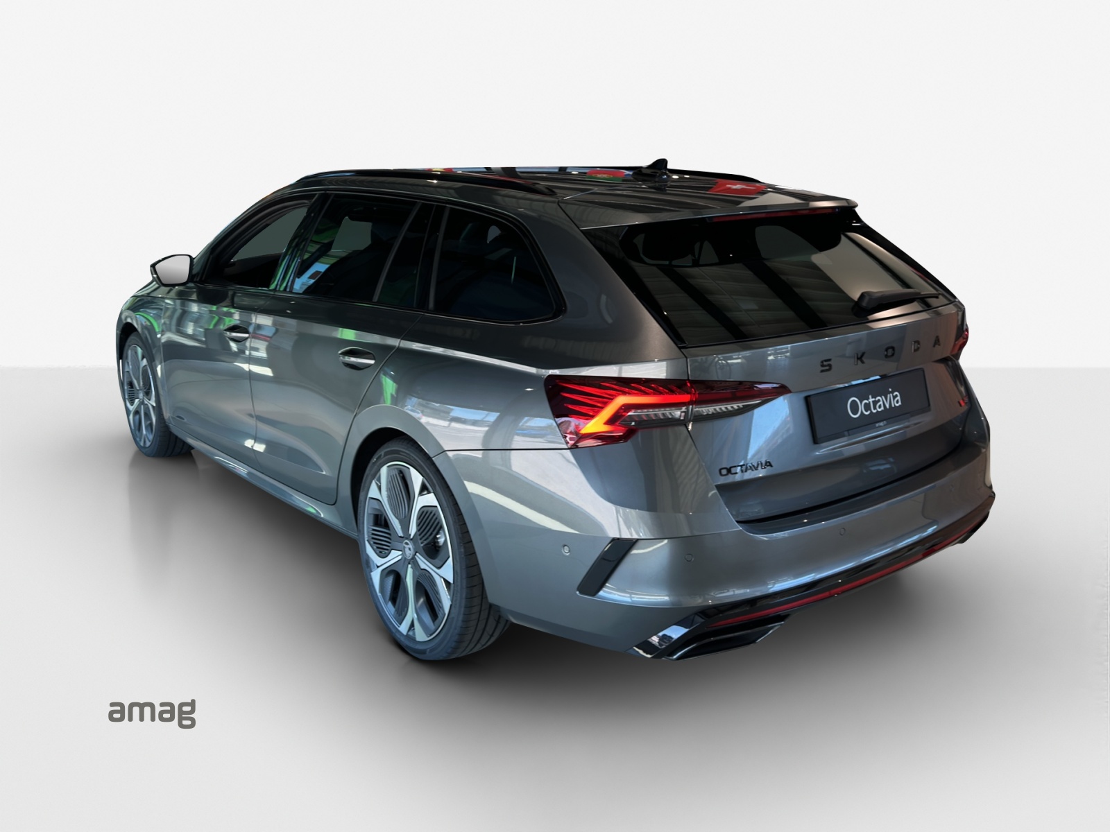 SKODA Octavia Combi 2.0 TSI DSG RS 30 Years Edition-showroom-element-1