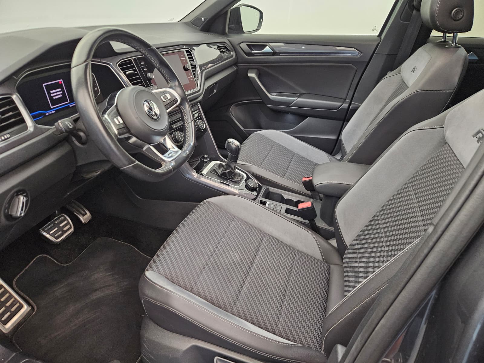 VW T-Roc 2.0 TSI Sport DSG 4Motion-image-10