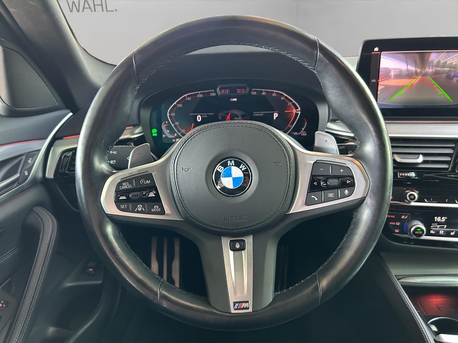 BMW 530i xDrive SAG Touring-image-10