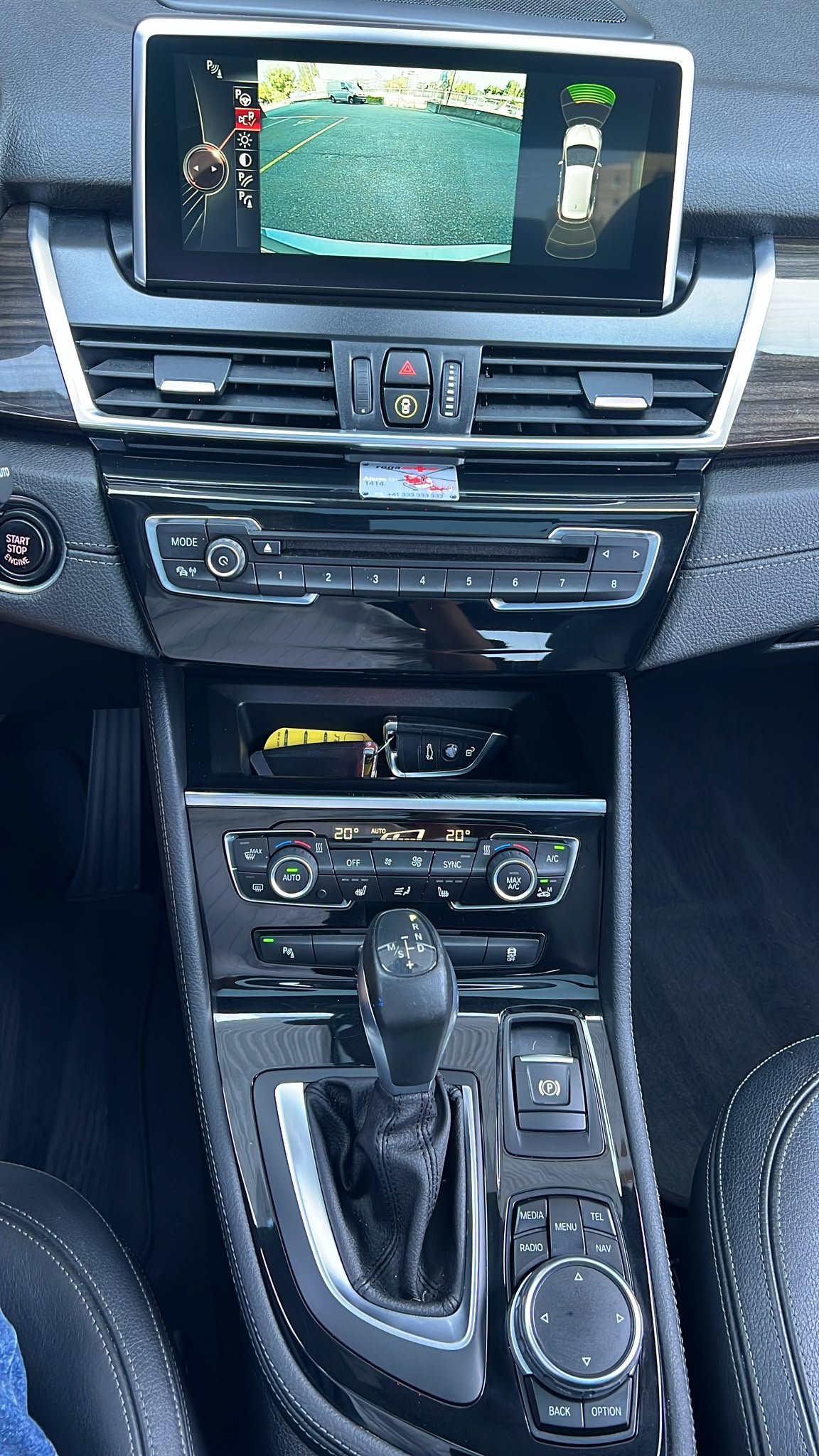 BMW 220d xDrive Active Tourer Luxury Line Steptronic-image-15
