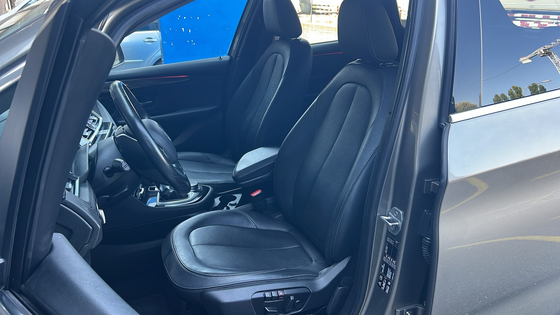 BMW 220d xDrive Active Tourer Luxury Line Steptronic-image-10