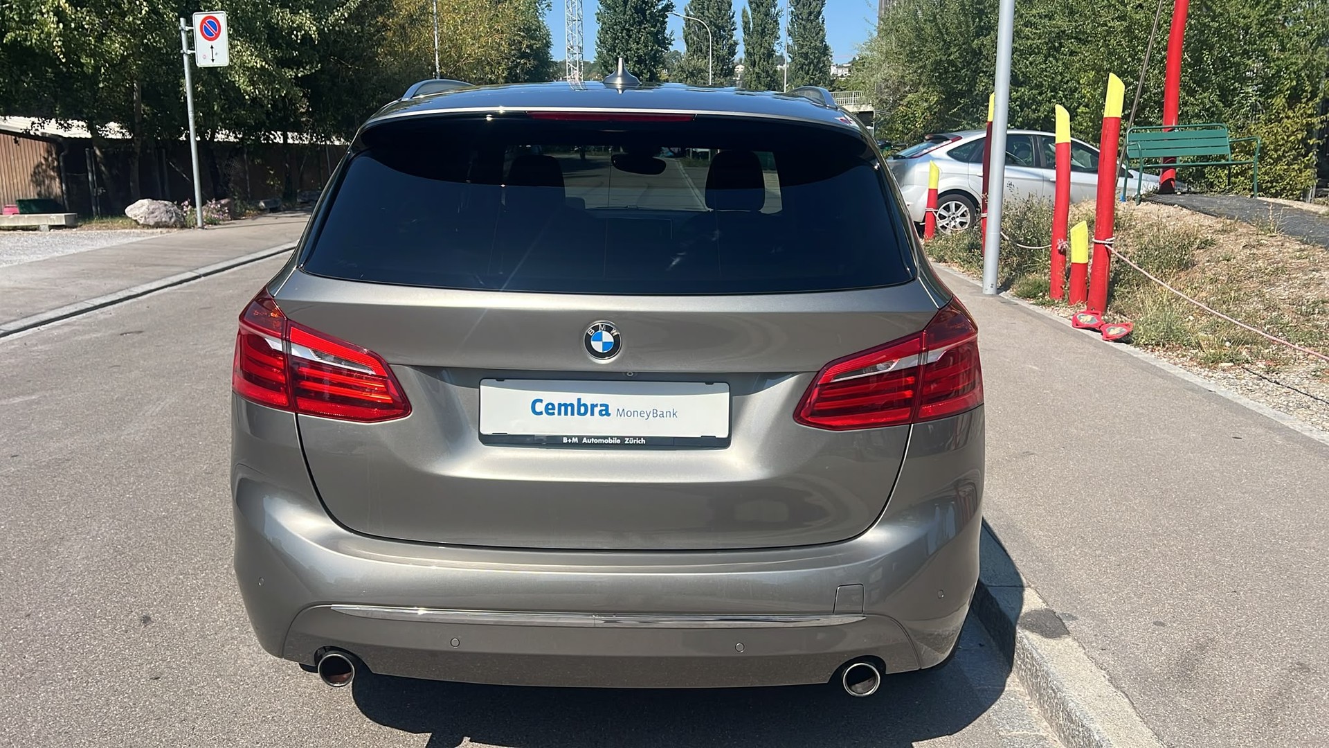 BMW 220d xDrive Active Tourer Luxury Line Steptronic-image-7