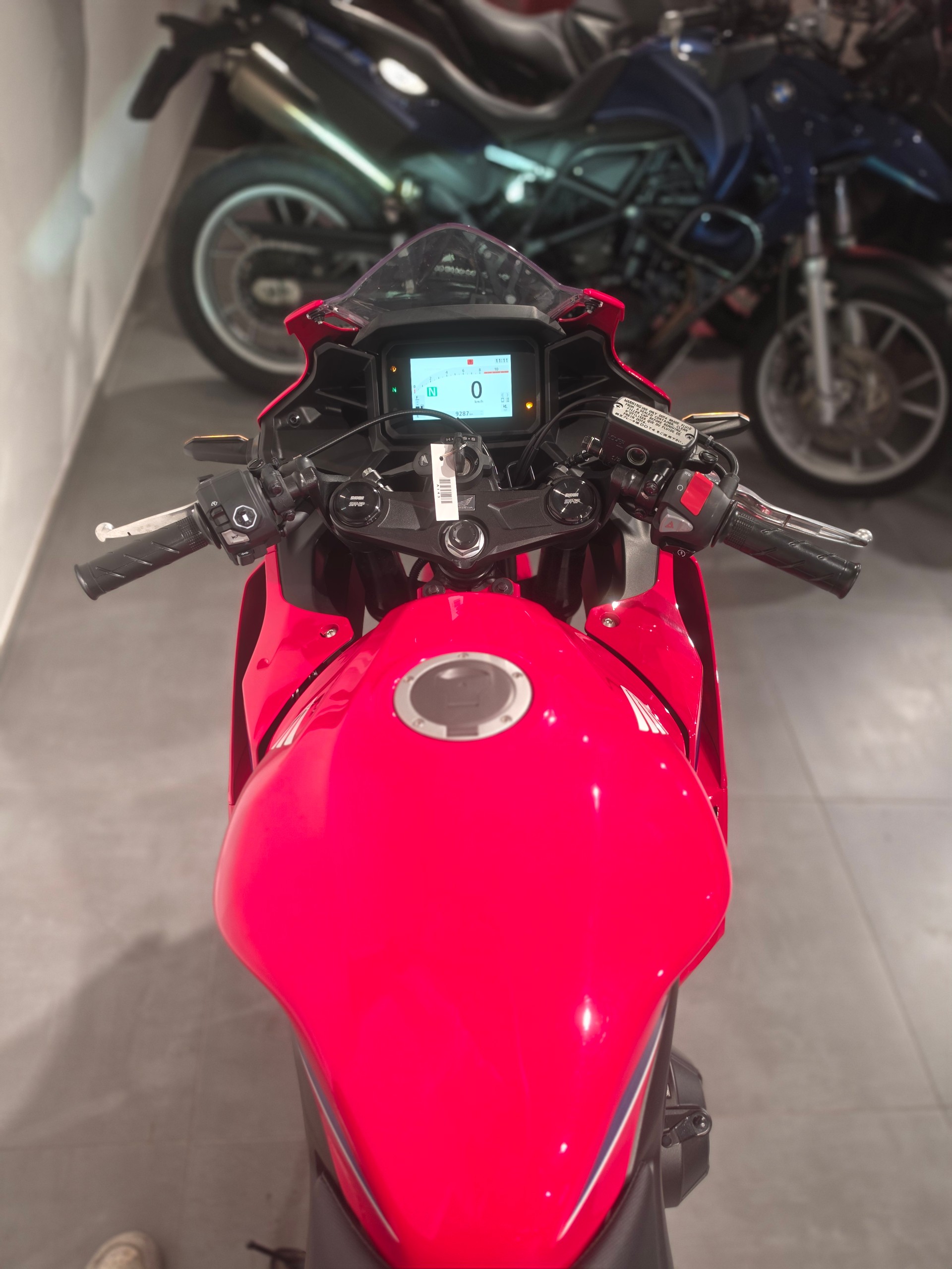 HONDA CBR 500 R (35kW)-image-7