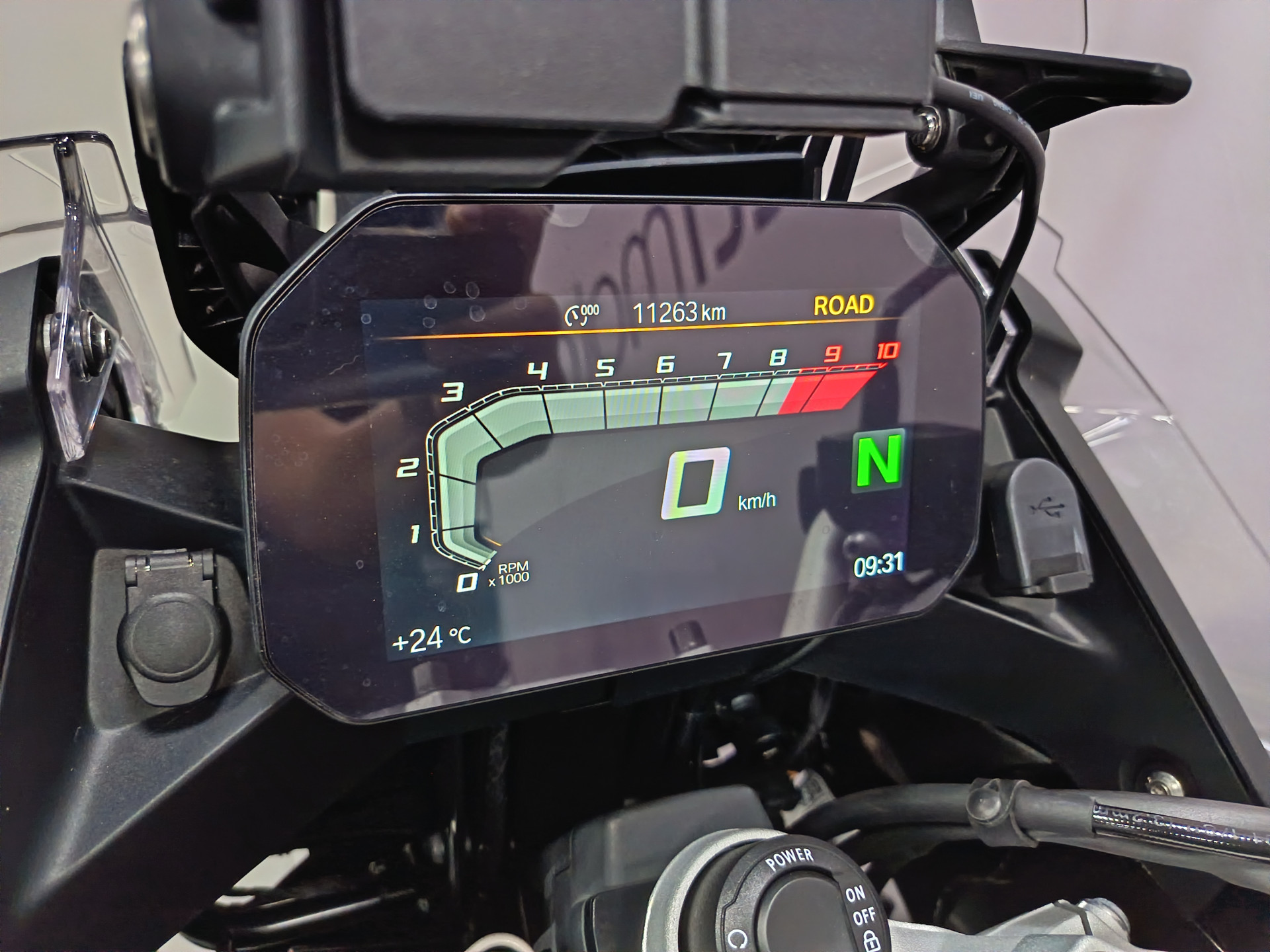 BMW F 850 GS Adventure Triple Black - Leasing 195 chf - Garantie étendue 08.2028-image-8