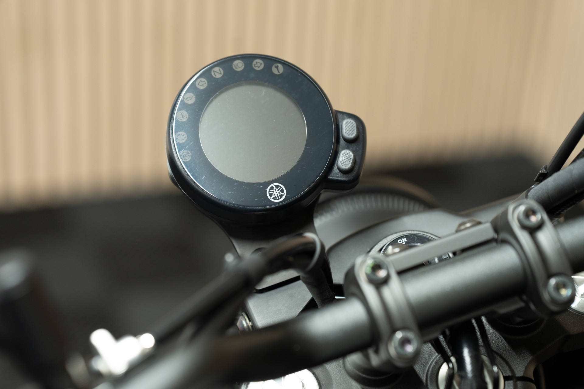 YAMAHA XSR 700-image-2
