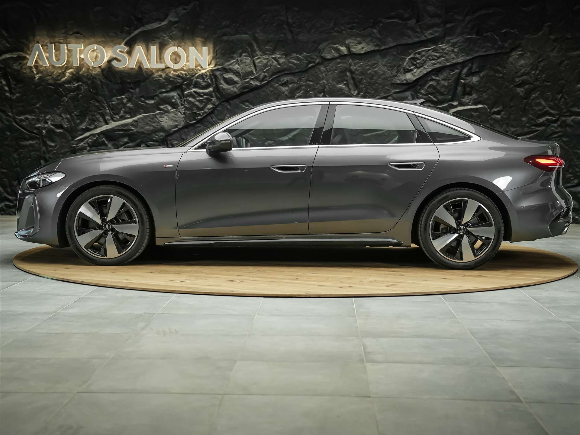 AUDI A5 Limousine 2.0 TFSI S tronic *Werksgarantie*Matrix LED*Sportsitze*Assistenten*-showroom-element-1