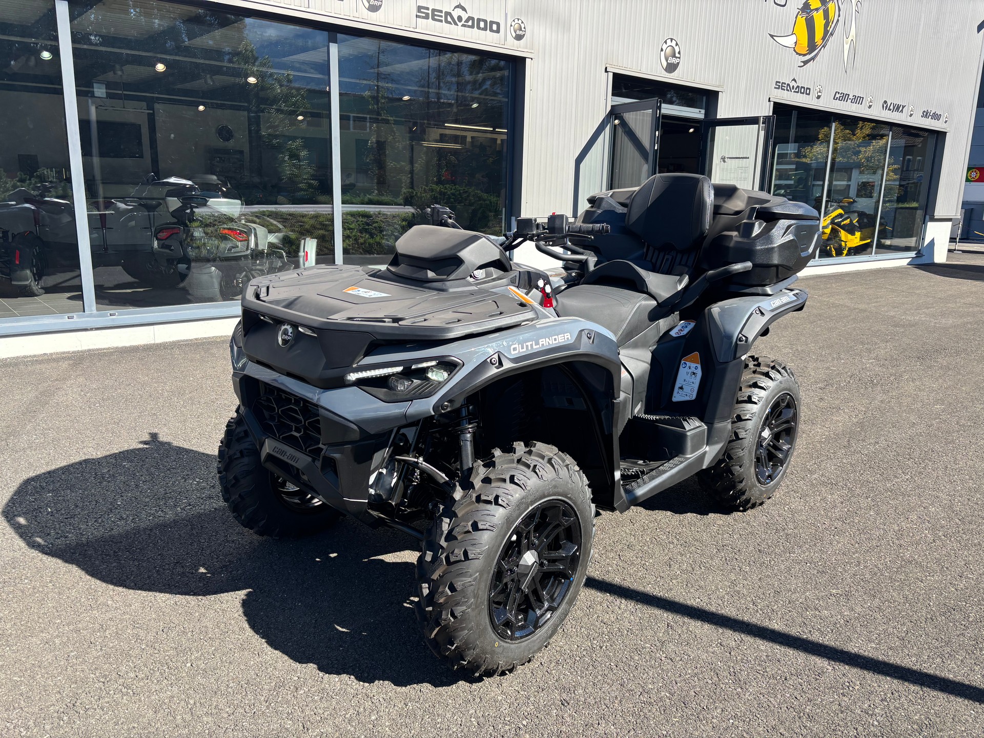 CAN-AM Outlander 1000R Max DPS ABS-image-1