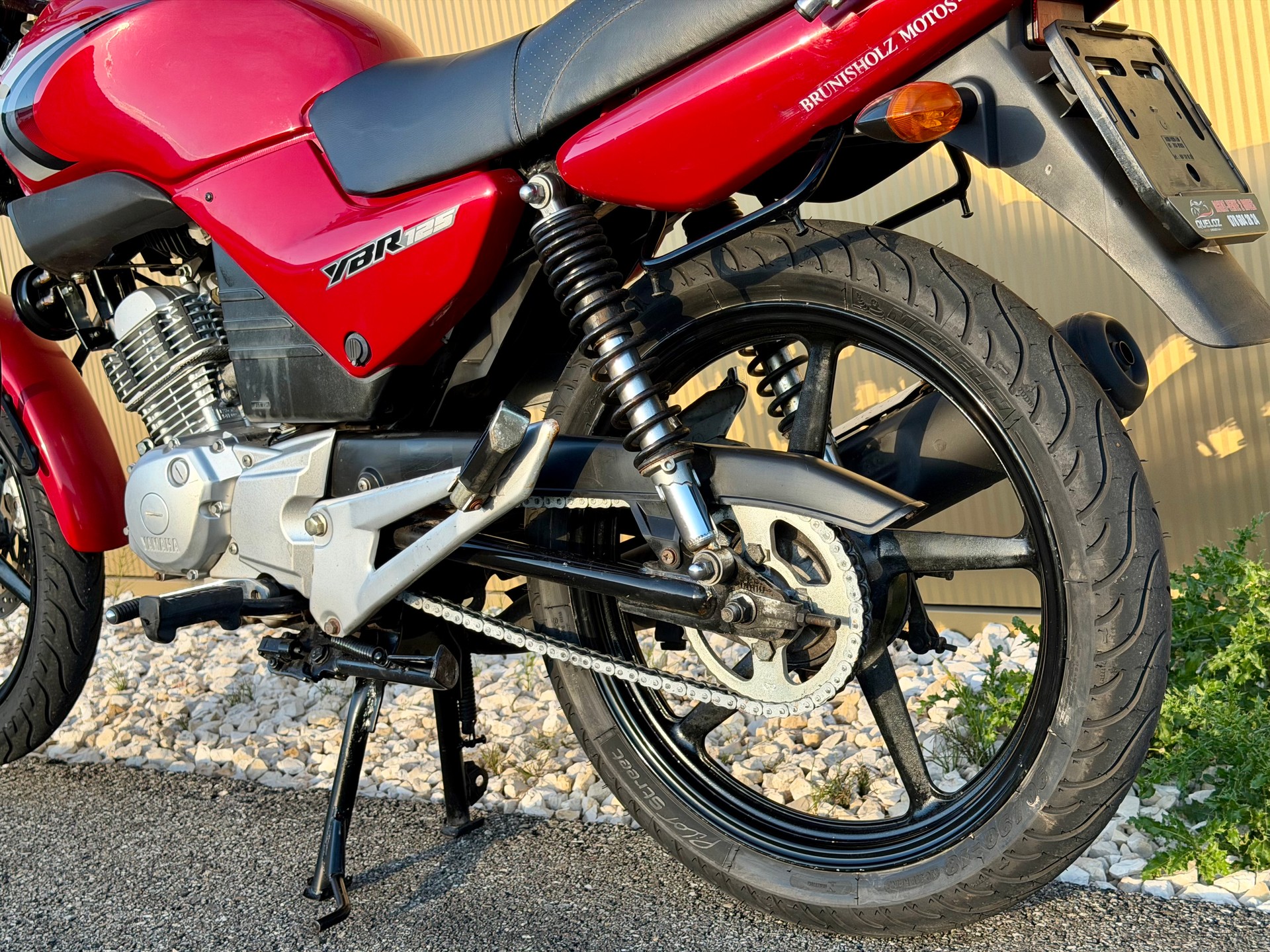 YAMAHA YBR 125-image-13