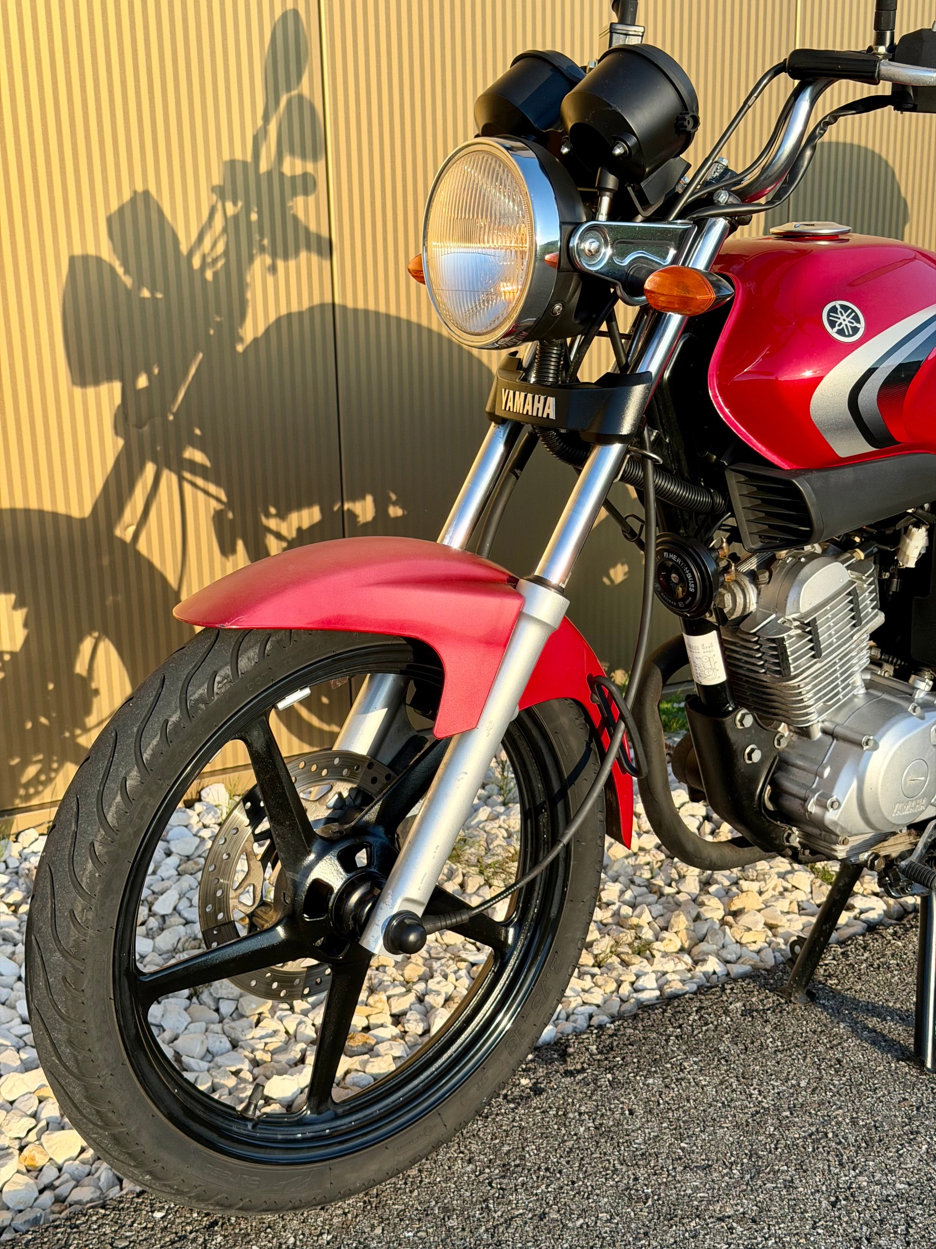YAMAHA YBR 125-image-8