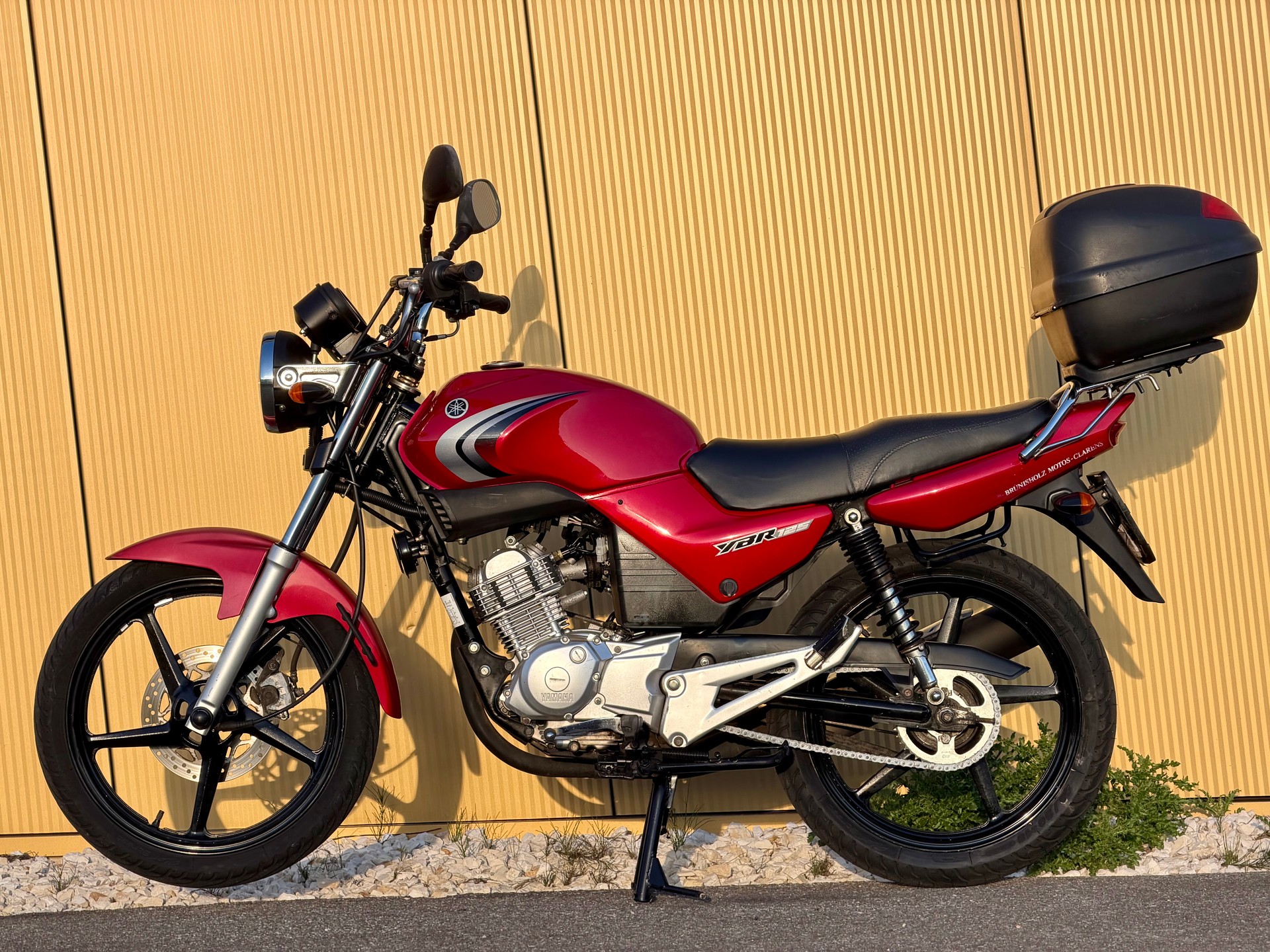 YAMAHA YBR 125-image-10