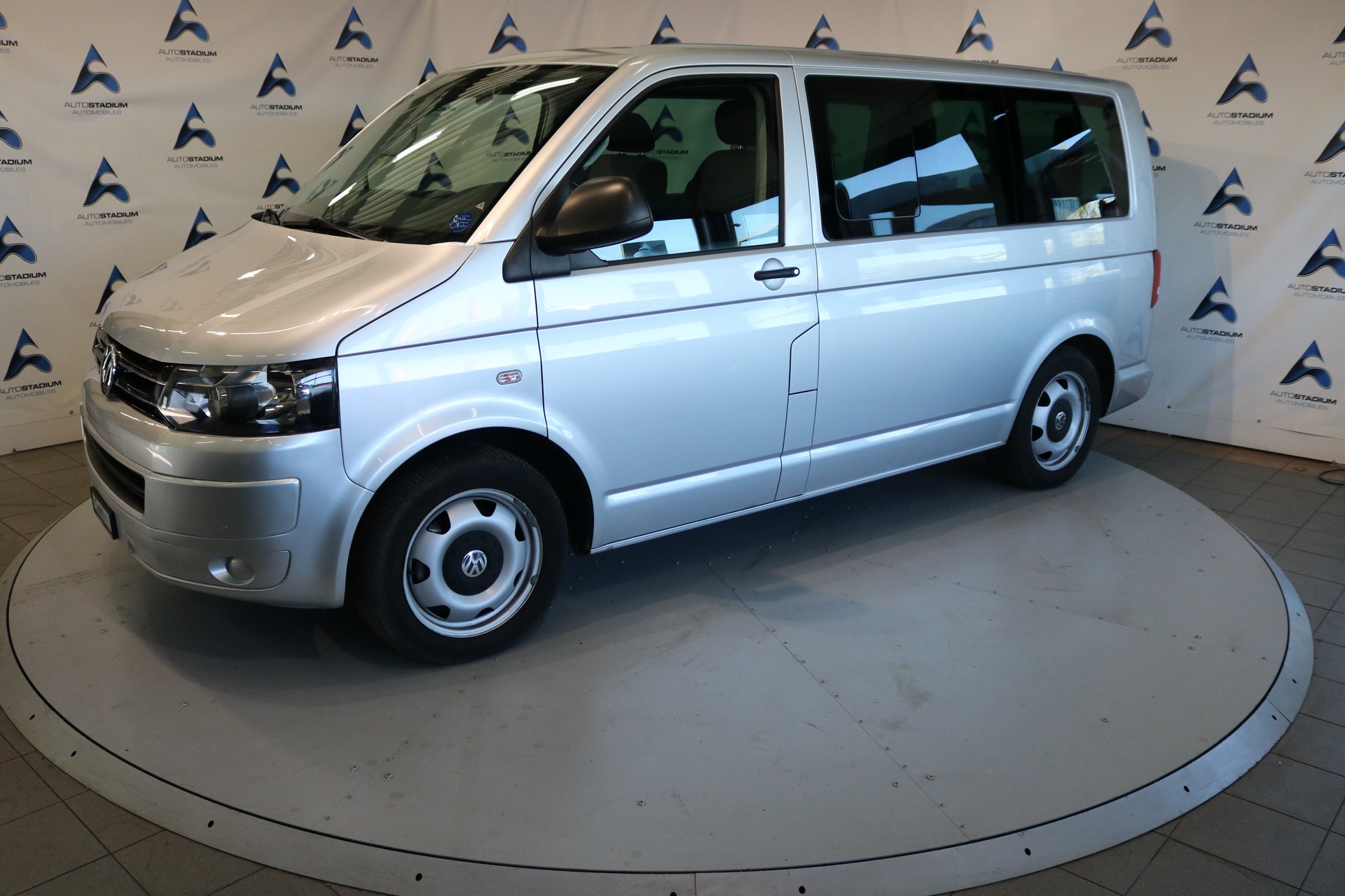 VW T5 Multivan 2.0 TDI CR Startline DSG-image-12