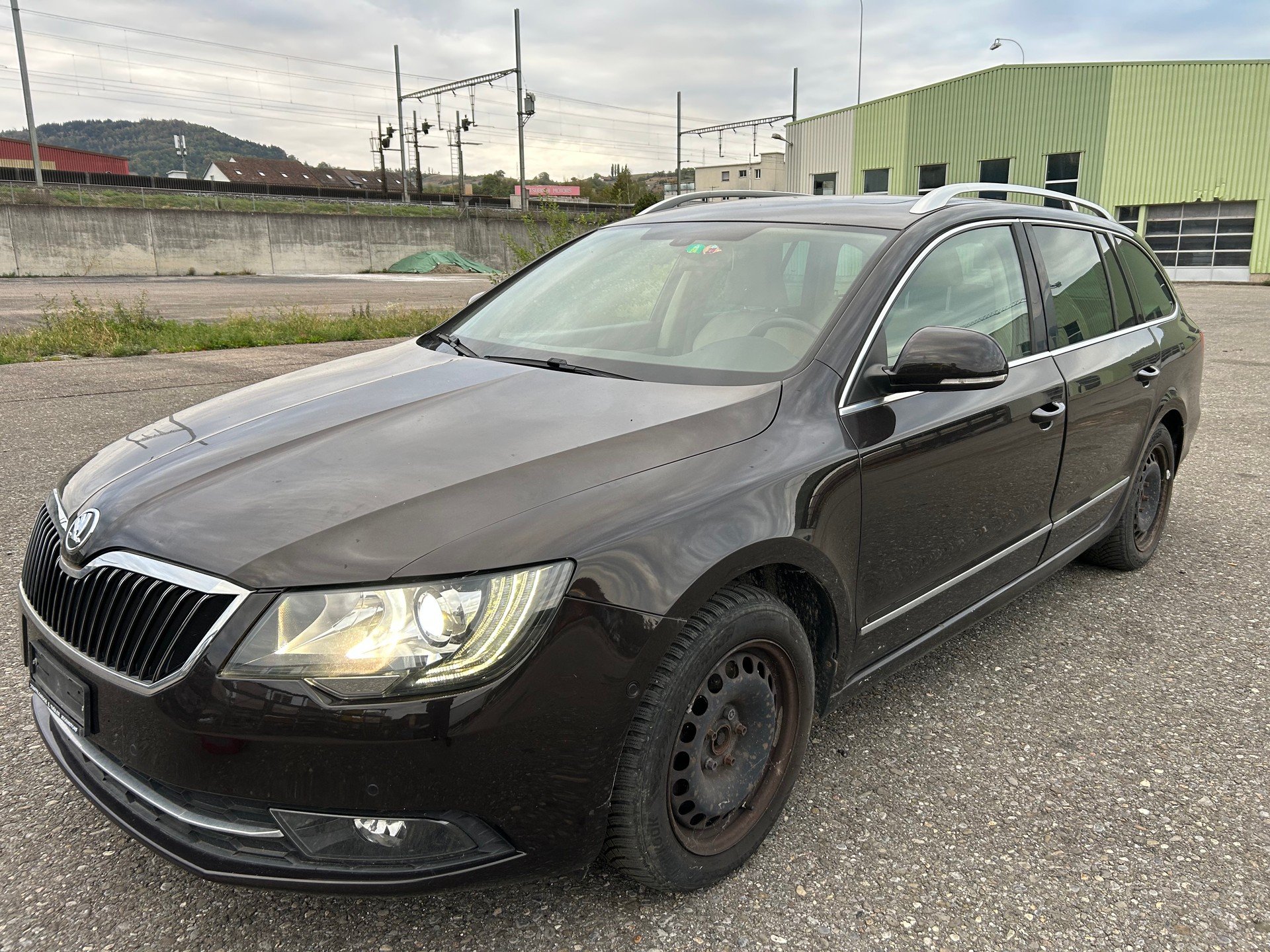 SKODA Superb Combi 2.0 TDi Elegance 4x4 DSG