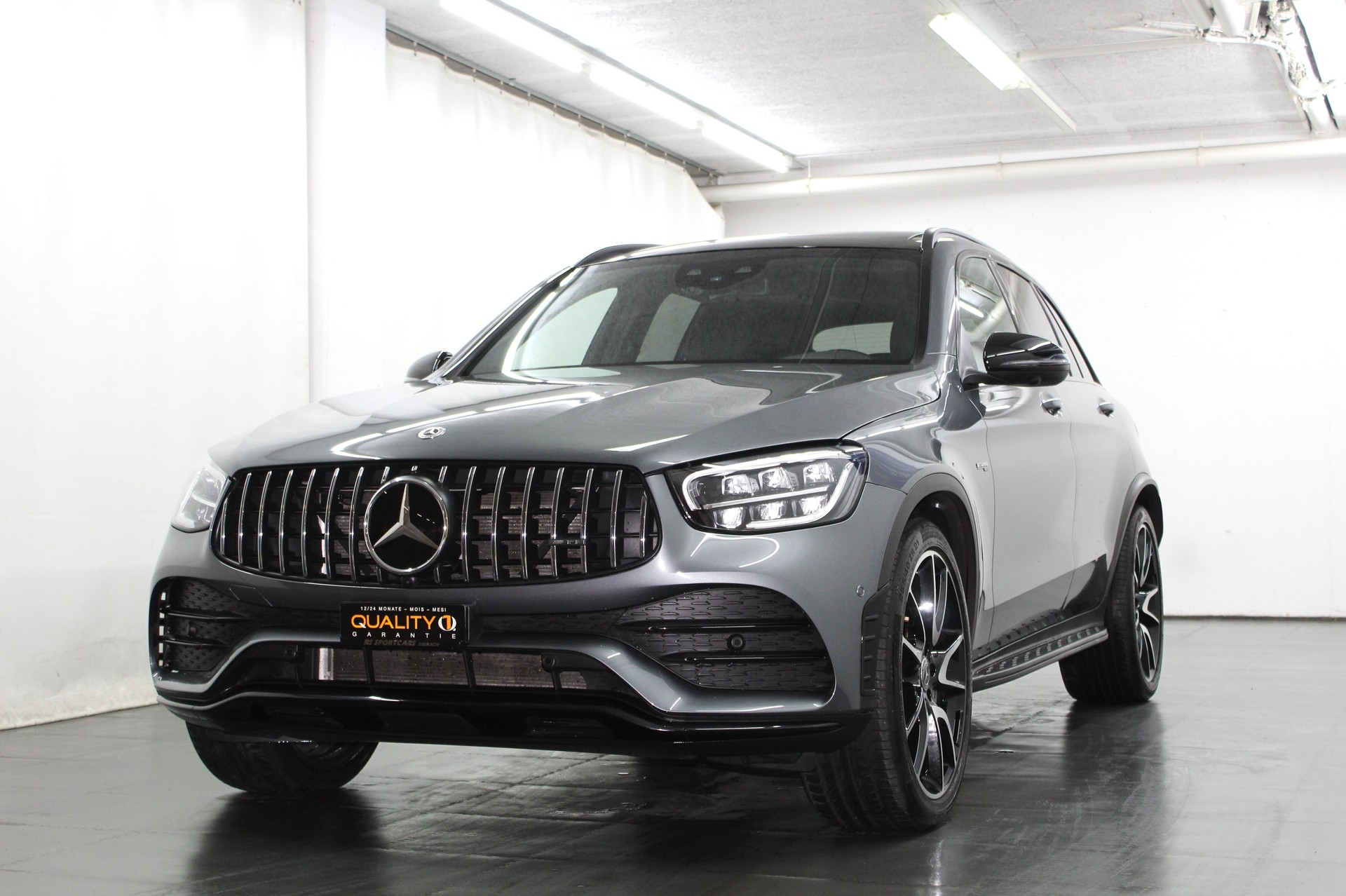 MERCEDES-BENZ GLC 43 AMG 4Matic 9G-Tronic Premium-Plus-Paket / AHK / CH-Fahrzeug-showroom-element-3