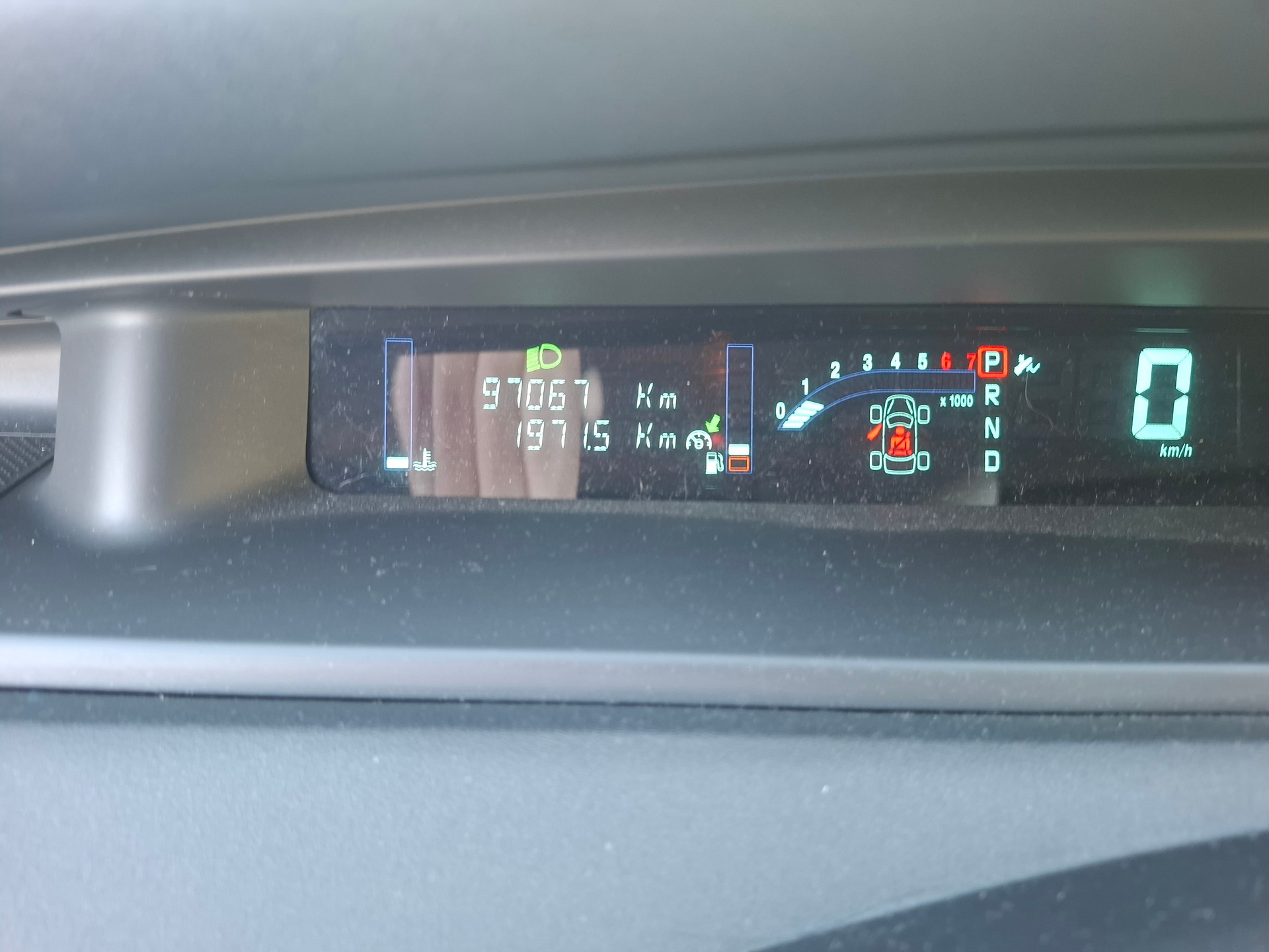 RENAULT Grand Scénic 2.0 16V Authentique Confort-image-12