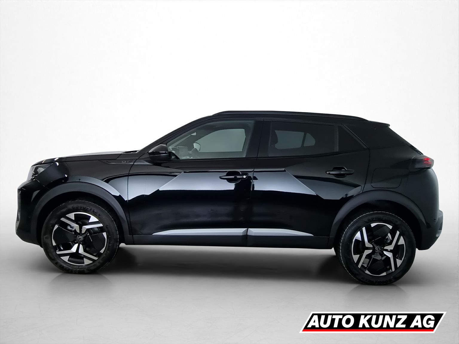 PEUGEOT 2008 GT 1.2 Pure Tech-showroom-element-2