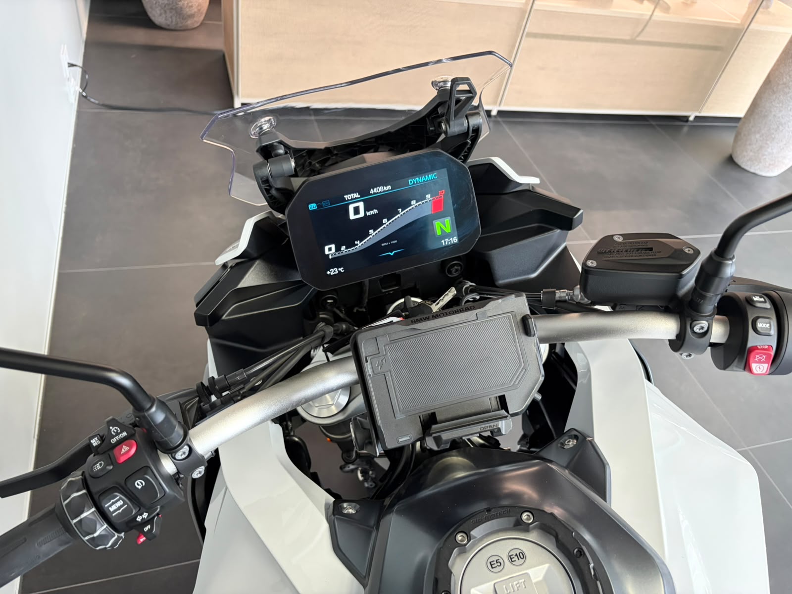 BMW F 900 XR ABS-image-5